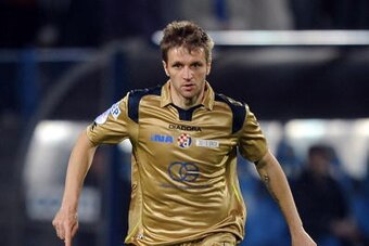 VINKOVIC, CROATIA - APRIL 24:  Igor Biscan of Dinamo Zagreb in action during the Croatian First League match between Cibalia and Dinamo Zagreb at Stadion HNK Cibalia on April 24, 2010 in Vinkovci, Croatia. (Photo by Hrvoje Polan/EuroFootball/Getty Images)