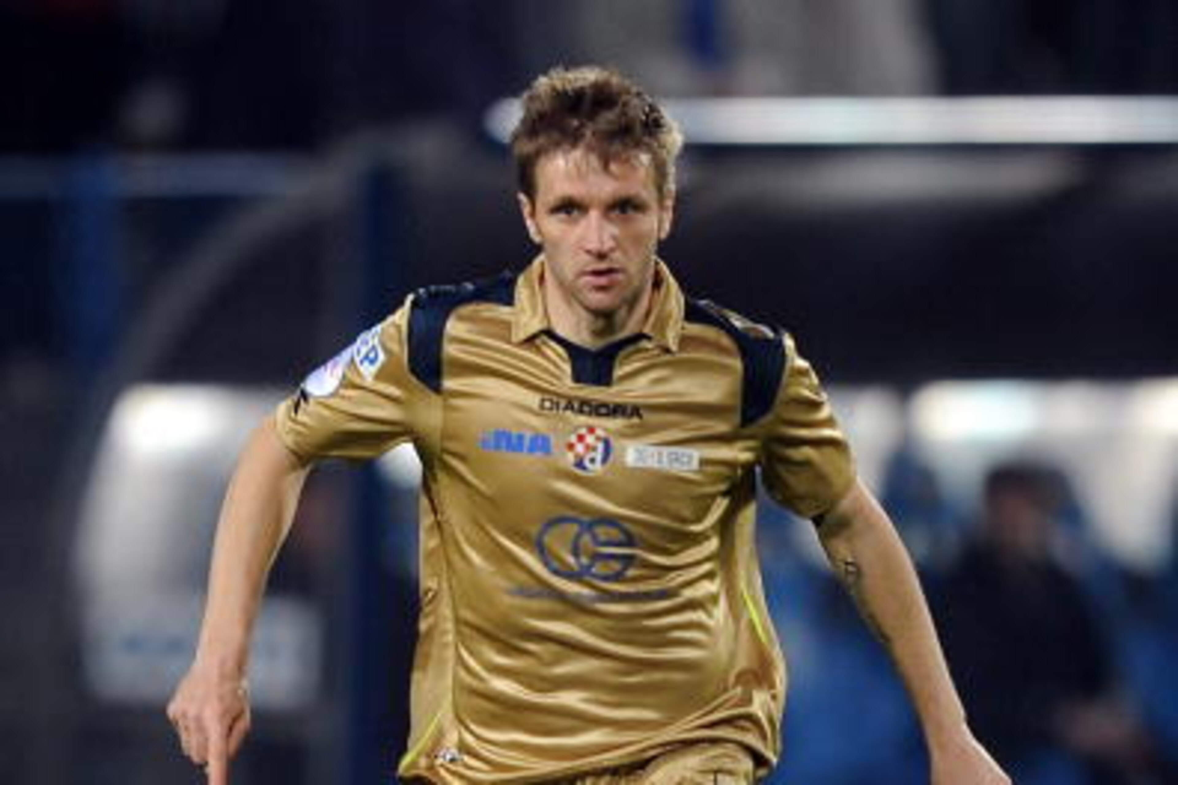 VINKOVIC, CROATIA - APRIL 24: Igor Biscan of Dinamo Zagreb in action during the Croatian First League match between Cibalia and Dinamo Zagreb at Stadion HNK Cibalia on April 24, 2010 in Vinkovci, Croatia. (Photo by Hrvoje Polan/EuroFootball/Getty Images) VINKOVIC, CROATIA - APRIL 24: Igor Biscan of Dinamo Zagreb in action during the Croatian First League match between Cibalia and Dinamo Zagreb at Stadion HNK Cibalia on April 24, 2010 in Vinkovci, Croatia. (Photo by Hrvoje Polan/EuroFootball/Getty Images)