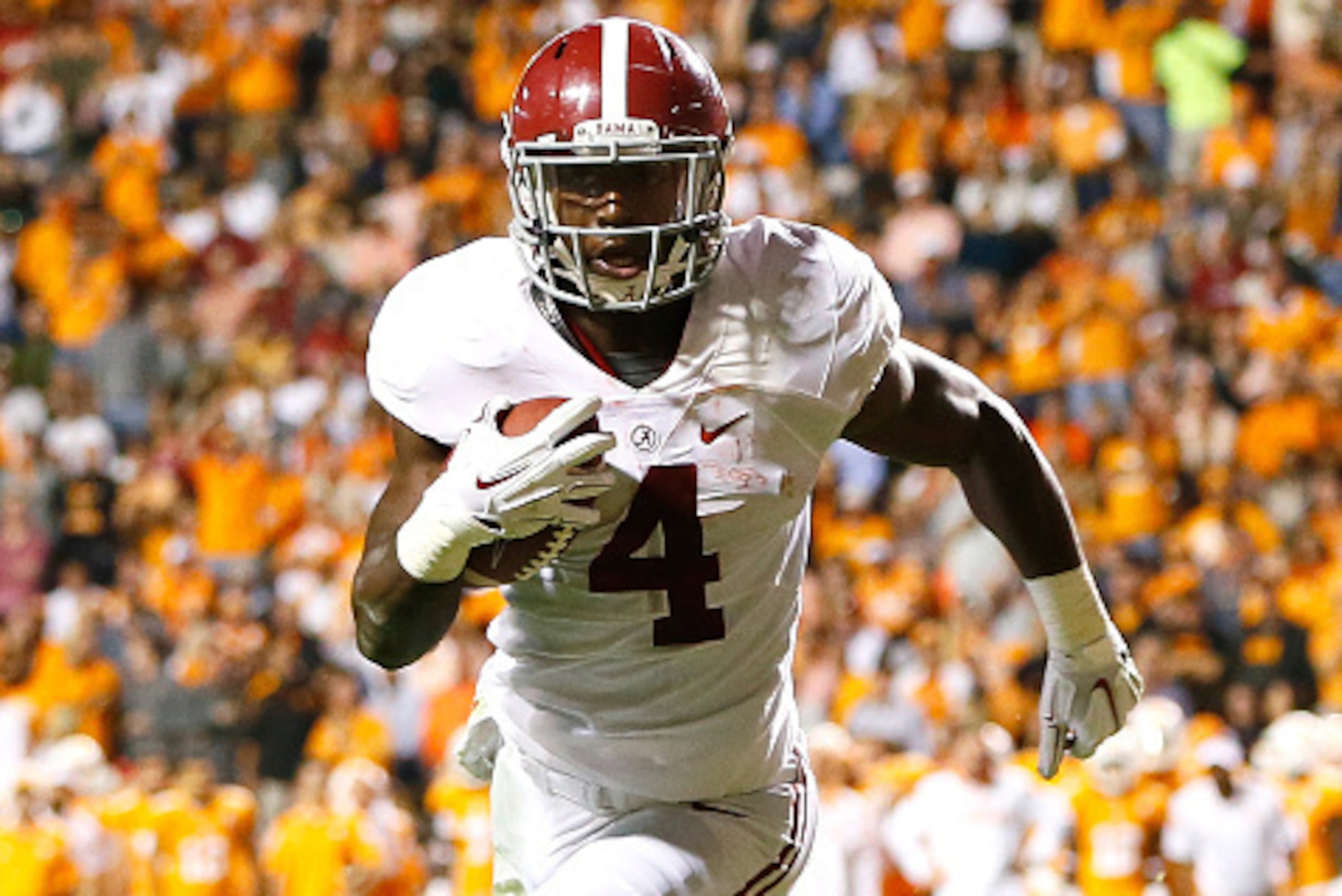 KNOXVILLE, TN - OCTOBER 25:  T.J. Yeldon #4 of the Alabama Crimson Tide against the Tennessee Volunteers at Neyland Stadium on October 25, 2014 in Knoxville, Tennessee.  (Photo by Kevin C. Cox/Getty Images)