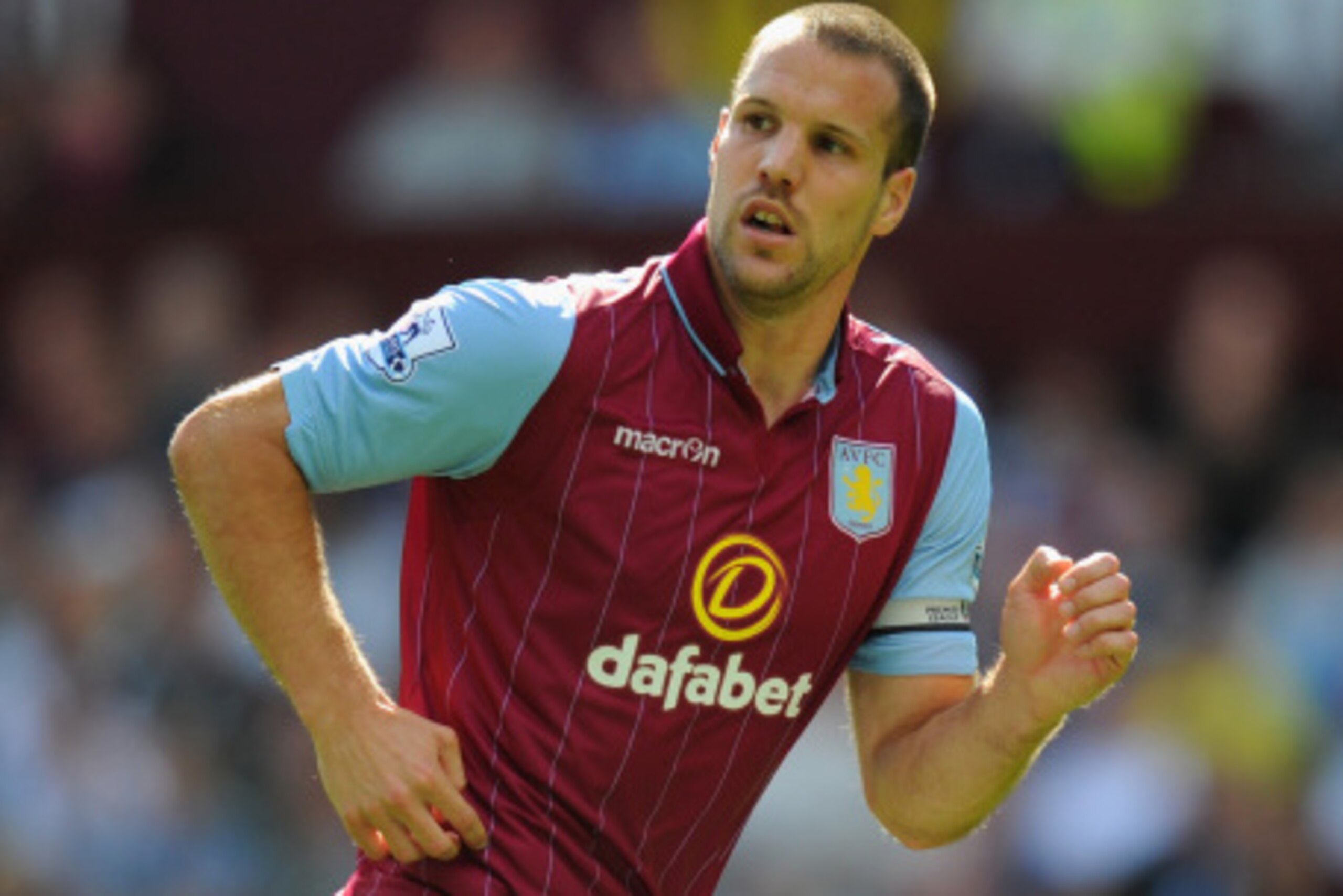 BIRMINGHAM, ENGLAND - AUGUST 31: Ron Vlaar of Villa in action during the Barclays Premier League match between Aston Villa and Hull City at Villa Park on August 31, 2014 in Birmingham, England. (Photo by Stu Forster/Getty Images) BIRMINGHAM, ENGLAND - AUGUST 31: Ron Vlaar of Villa in action during the Barclays Premier League match between Aston Villa and Hull City at Villa Park on August 31, 2014 in Birmingham, England. (Photo by Stu Forster/Getty Images)