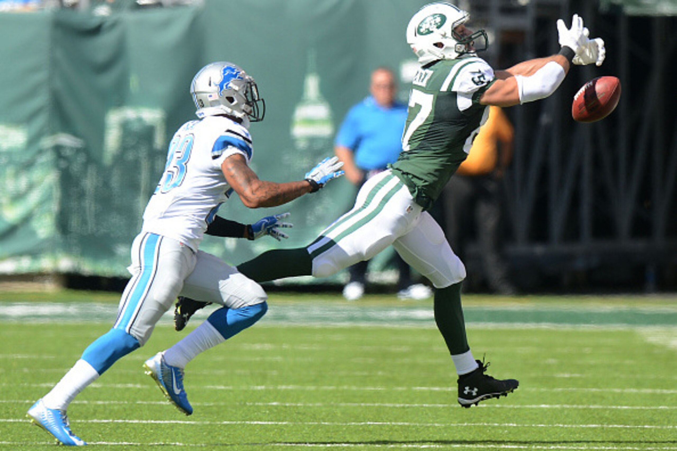 EAST RUTHERFORD, NJ - SEPTEMBER 28:  Eric Decker #87 of the New York Jets fails to catch a pass as  Darius Slay #23 of the Detroit Lions defends in the second quarter at MetLife Stadium on September 28, 2014 in East Rutherford, New Jersey.  (Photo by Ron 