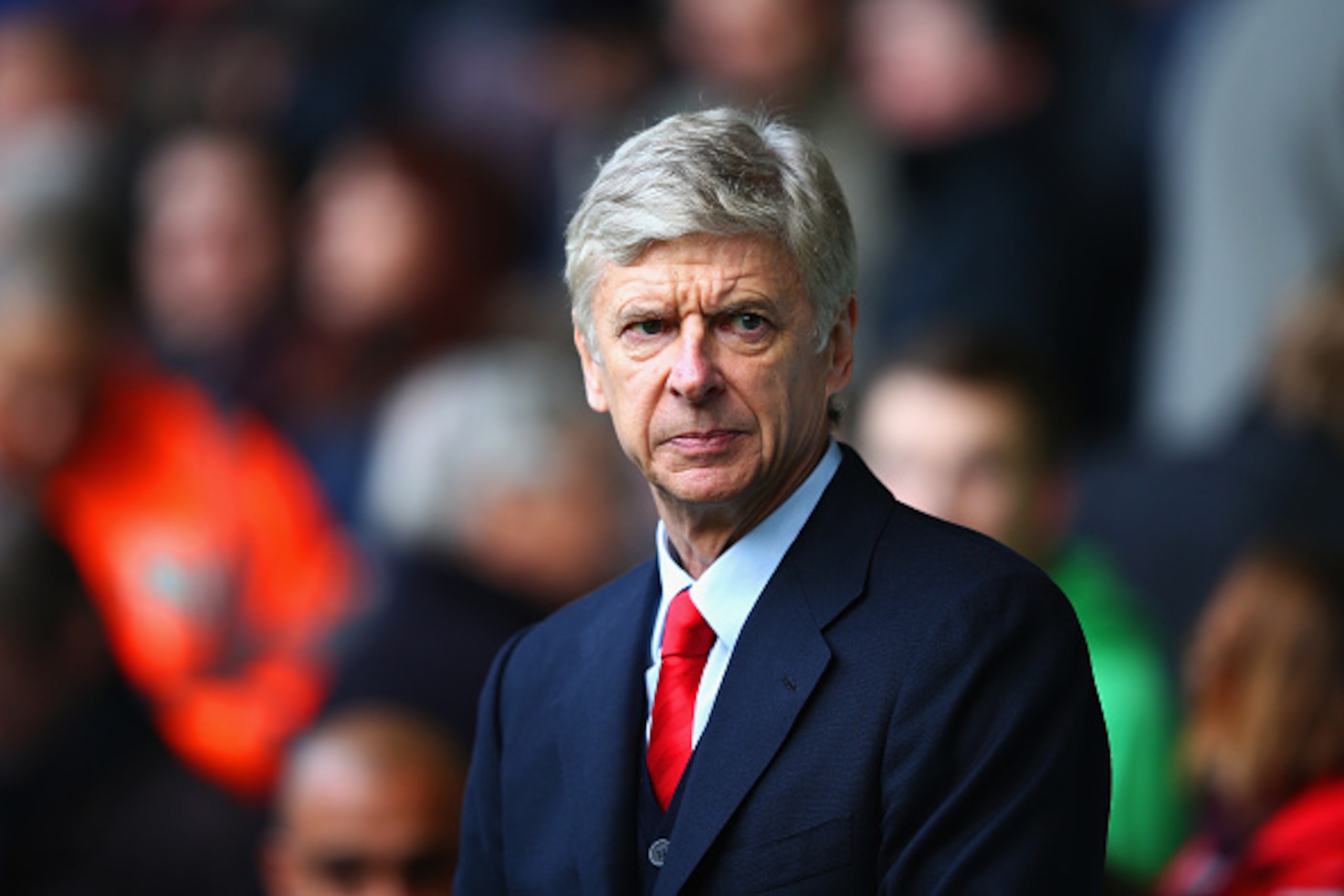 WEST BROMWICH, ENGLAND - NOVEMBER 29:  Arsene Wenger, manager of Arsenal looks on during the Barclays Premier League match between West Bromwich Albion and Arsenal at The Hawthorns on November 29, 2014 in West Bromwich, England.  (Photo by Mark Thompson/G