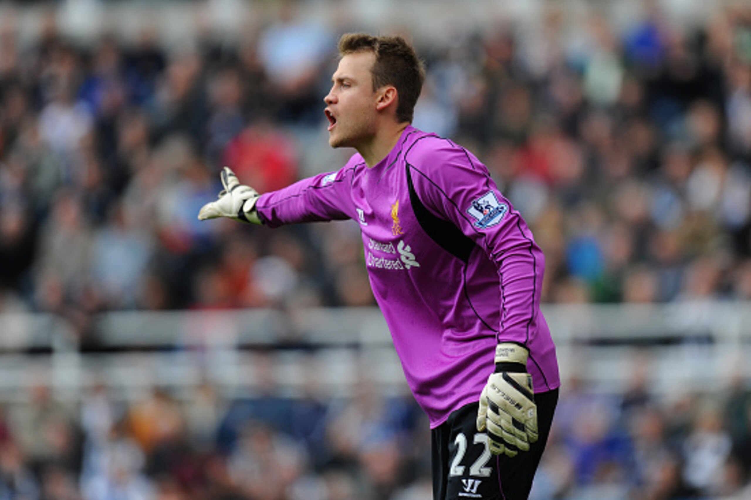 NEWCASTLE UPON TYNE, ENGLAND - NOVEMBER 01: Liverpool goalkeeper Simon Mignolet in action during the Barclays Premier League match between Newcastle United and Liverpool at St James' Park on November 1, 2014 in Newcastle upon Tyne, England. (Photo by Stu NEWCASTLE UPON TYNE, ENGLAND - NOVEMBER 01: Liverpool goalkeeper Simon Mignolet in action during the Barclays Premier League match between Newcastle United and Liverpool at St James' Park on November 1, 2014 in Newcastle upon Tyne, England. (Photo by Stu