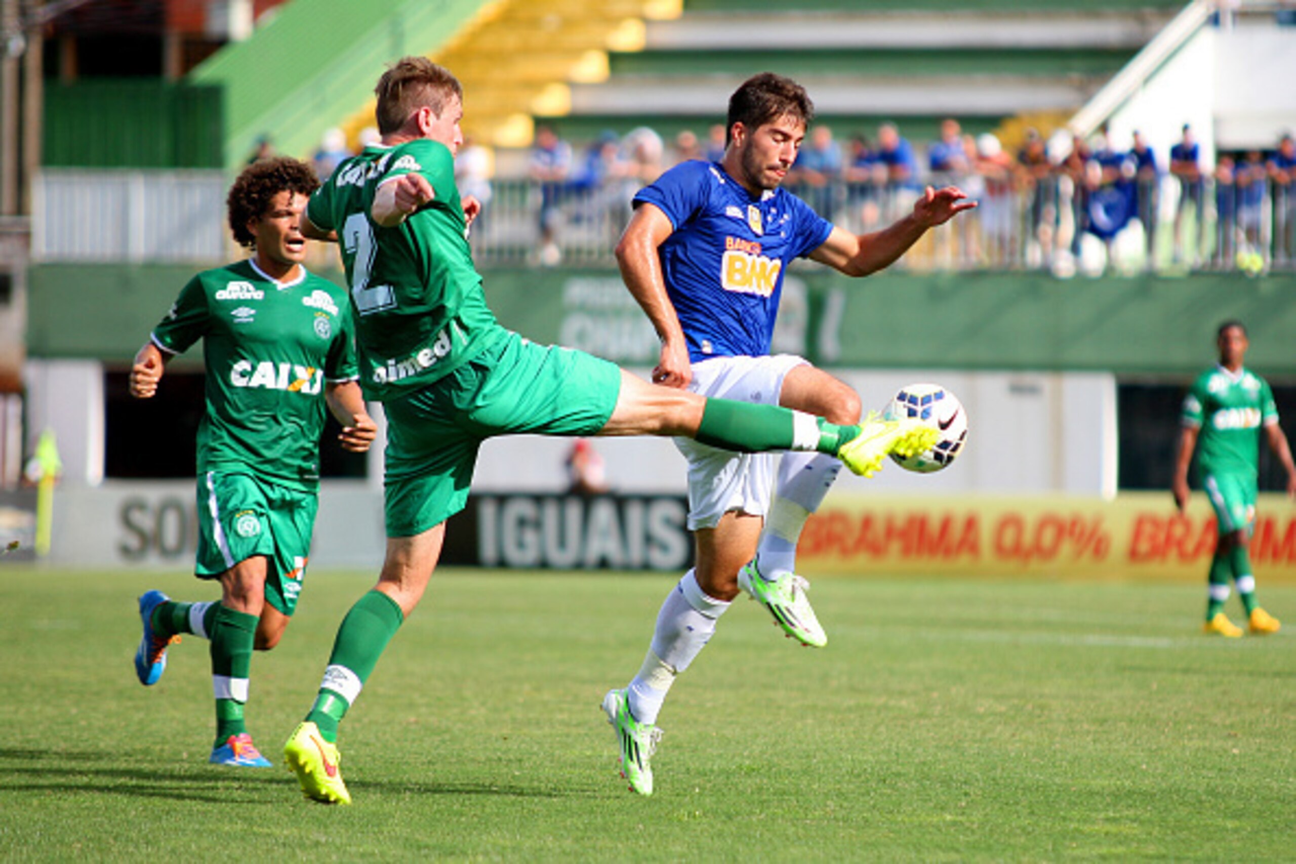 CHAPECO, BRAZIL - NOVEMBER 30: Fabiano #2 (L) of Chapecoense struggles for the ball with a Lucas Silva #16 of Cruzeiro during a match between Chapecoense and Cruzeiro for the Brazilian Series A 2014 at Arena Conda Stadium on November 30, 2014 in Chapeco, 