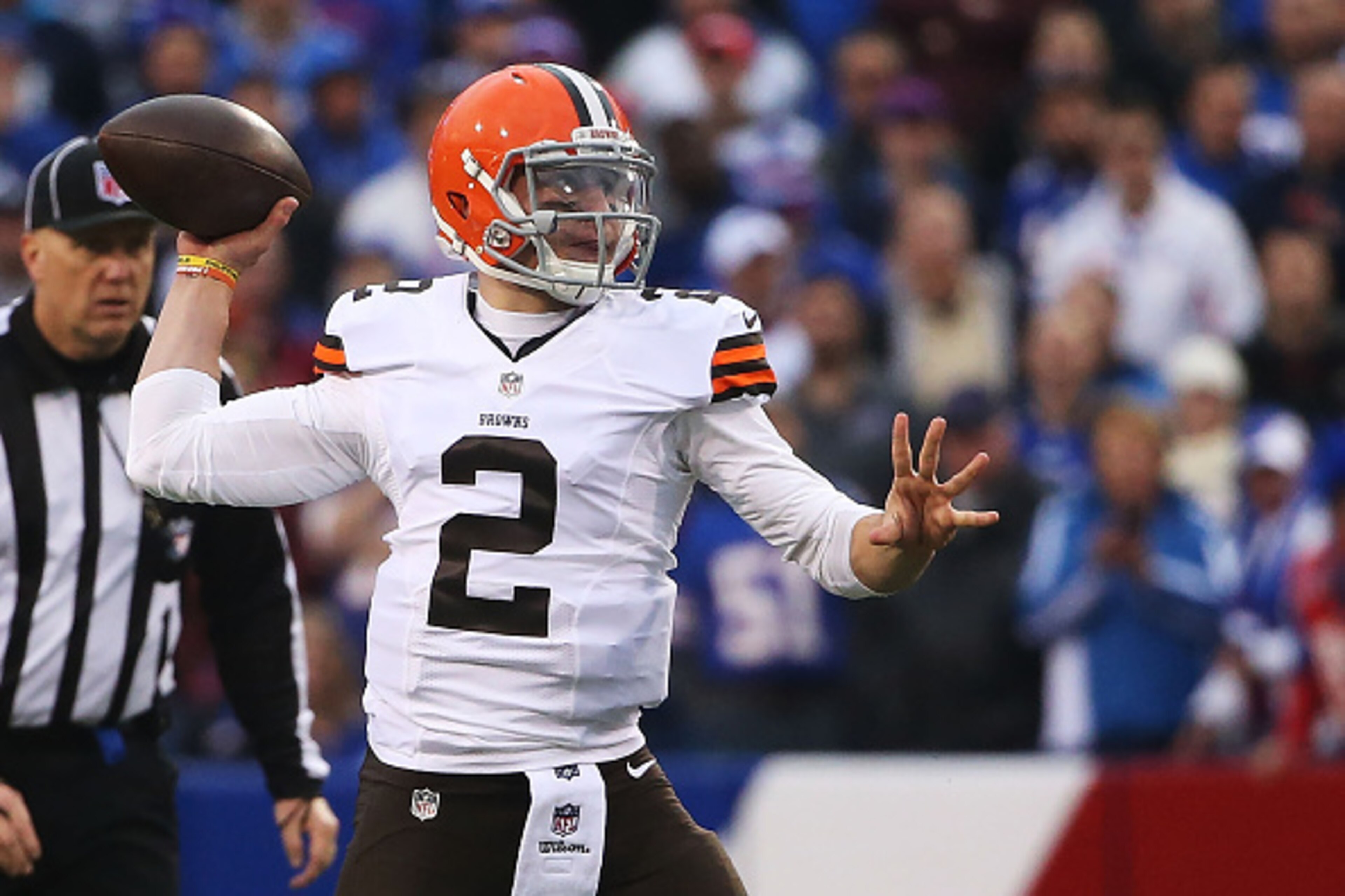 ORCHARD PARK, NY - NOVEMBER 30: Johnny Manziel #2 of the Cleveland Browns passes against the Buffalo Bills during the second half at Ralph Wilson Stadium on November 30, 2014 in Orchard Park, New York. (Photo by Tom Szczerbowski/Getty Images) ORCHARD PARK, NY - NOVEMBER 30: Johnny Manziel #2 of the Cleveland Browns passes against the Buffalo Bills during the second half at Ralph Wilson Stadium on November 30, 2014 in Orchard Park, New York. (Photo by Tom Szczerbowski/Getty Images)