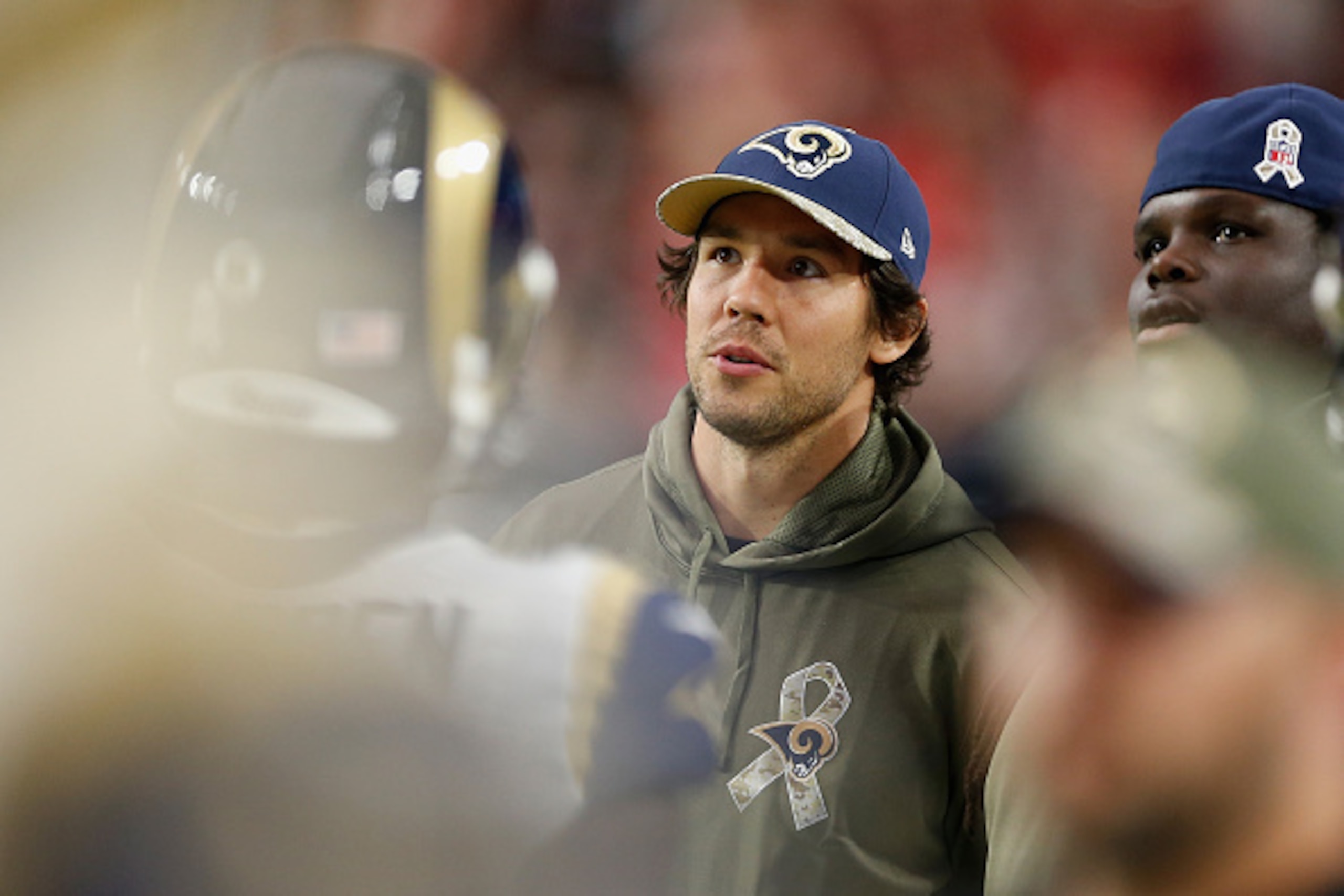 GLENDALE, AZ - NOVEMBER 09:  Quarterback Sam Bradford #8 of the St. Louis Rams watches the NFL game against the Arizona Cardinals from the sidelines at the University of Phoenix Stadium on November 9, 2014 in Glendale, Arizona. The Cardinals defeated the 