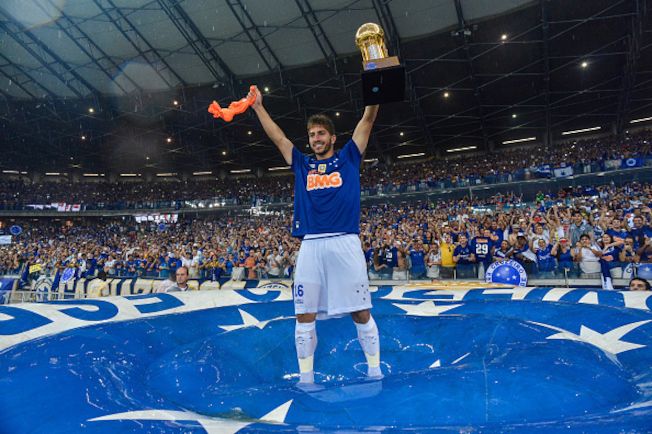 BELO HORIZONTE, BRAZIL - NOVEMBER 23: Lucas Silva #16 of Cruzeiro celebrates after the game against Goias during a match between Cruzeiro and Goias as part of Brasileirao Series A 2014 at Mineirao stadium on November 23, 2014 in Belo Horizonte, Brazil. (P BELO HORIZONTE, BRAZIL - NOVEMBER 23: Lucas Silva #16 of Cruzeiro celebrates after the game against Goias during a match between Cruzeiro and Goias as part of Brasileirao Series A 2014 at Mineirao stadium on November 23, 2014 in Belo Horizonte, Brazil. (P