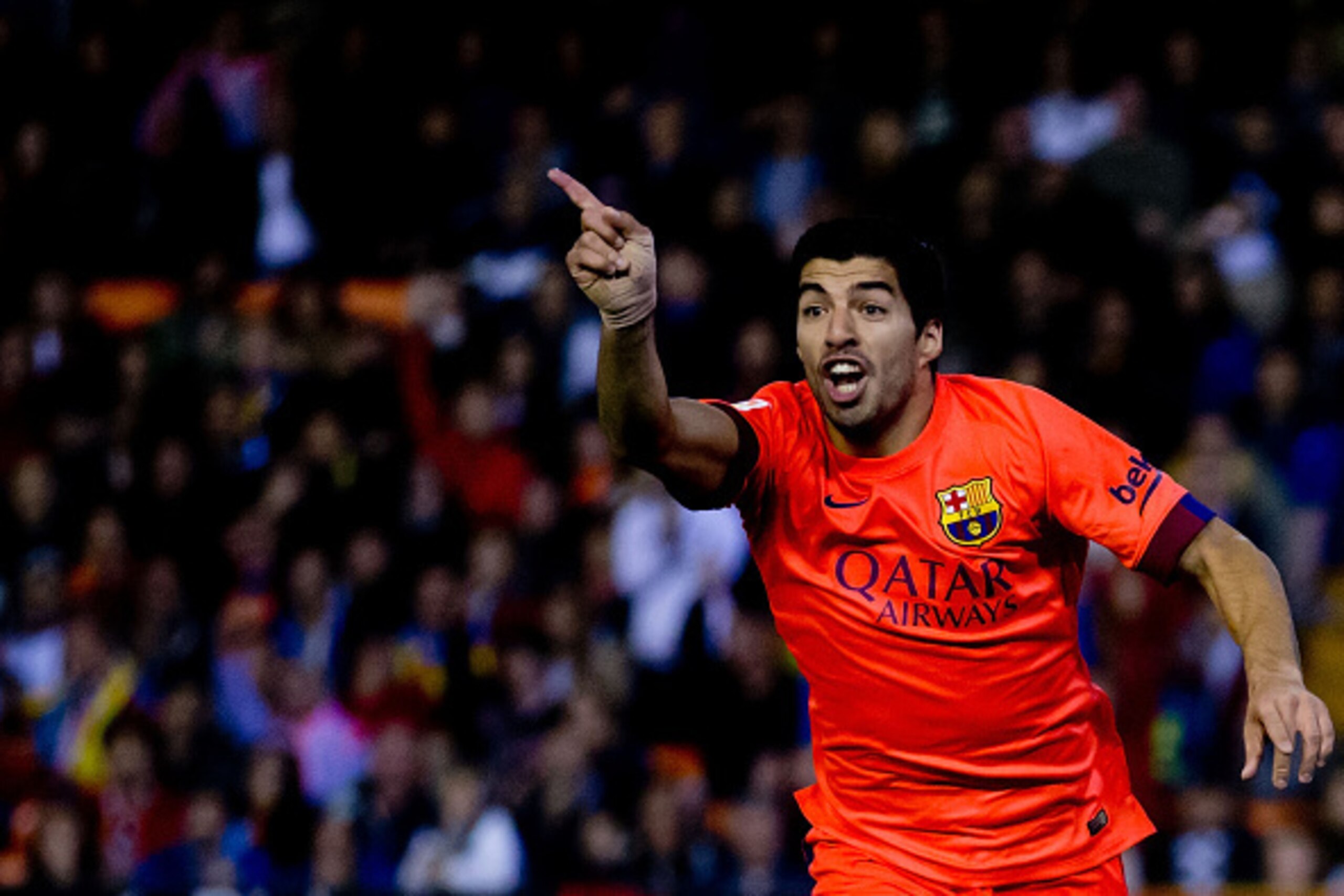 VALENCIA, SPAIN - NOVEMBER 30: Luis Suarez of FC Barcelona protests to the referee after nulifying his goal during the La Liga match between Valencia CF and FC Barcelona at Estadi de Mestalla on November 30, 2014 in Valencia, Spain. (Photo by Gonzalo Arr VALENCIA, SPAIN - NOVEMBER 30: Luis Suarez of FC Barcelona protests to the referee after nulifying his goal during the La Liga match between Valencia CF and FC Barcelona at Estadi de Mestalla on November 30, 2014 in Valencia, Spain. (Photo by Gonzalo Arr