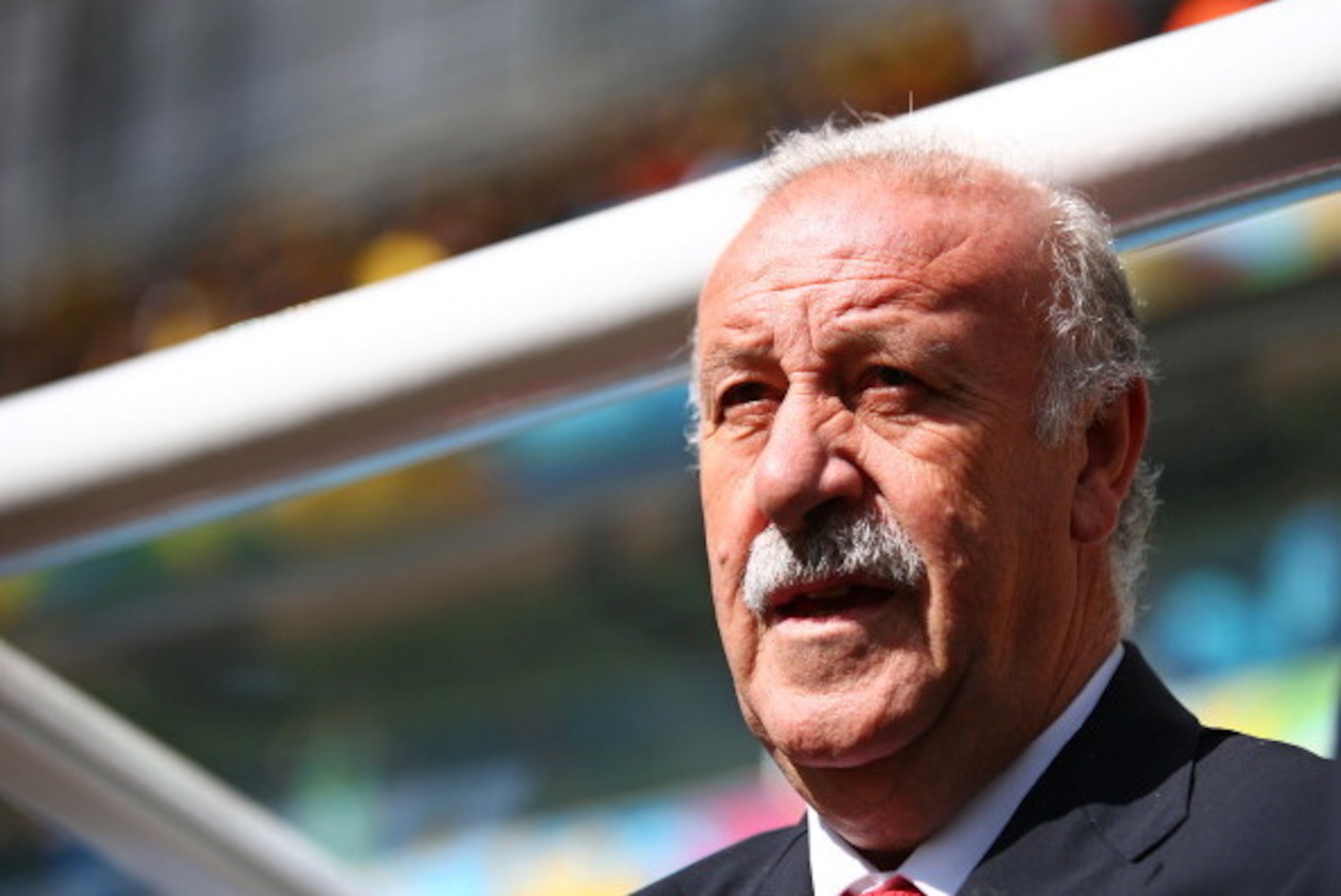 CURITIBA, BRAZIL - JUNE 23:  Head coach Vicente del Bosque of Spain looks on during the 2014 FIFA World Cup Brazil Group B match between Australia and Spain at Arena da Baixada on June 23, 2014 in Curitiba, Brazil.  (Photo by Paul Gilham/Getty Images)
