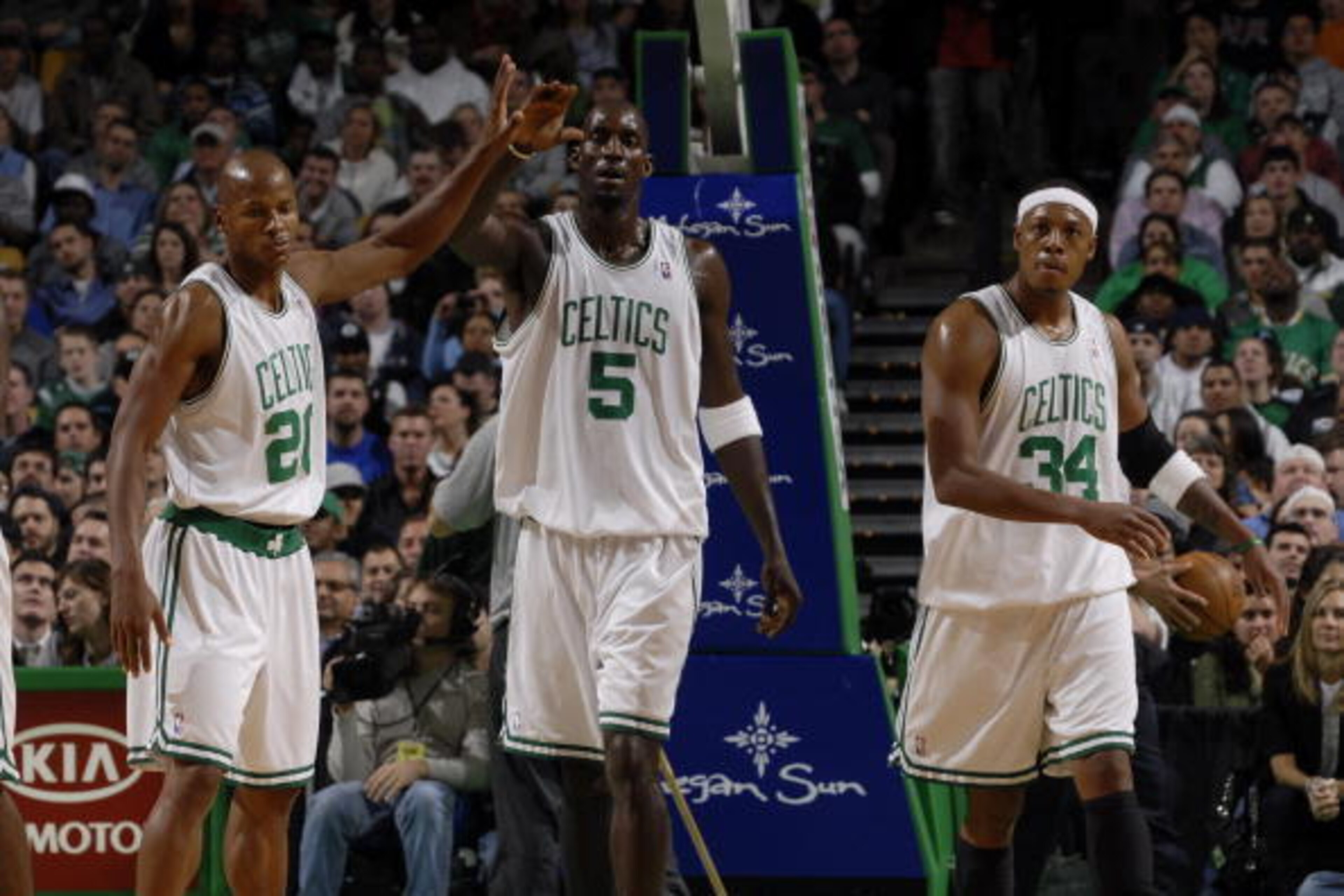 BOSTON - NOVEMBER 7: Ray Allen #20, Kevin Garnett #5 and Paul Pierce #34 of the Boston Celtics celebrate during the game against the Denver Nuggets on November 7, 2007 at the TD Banknorth Garden in Boston, Massachusetts.  NOTE TO USER: User expressly ackn