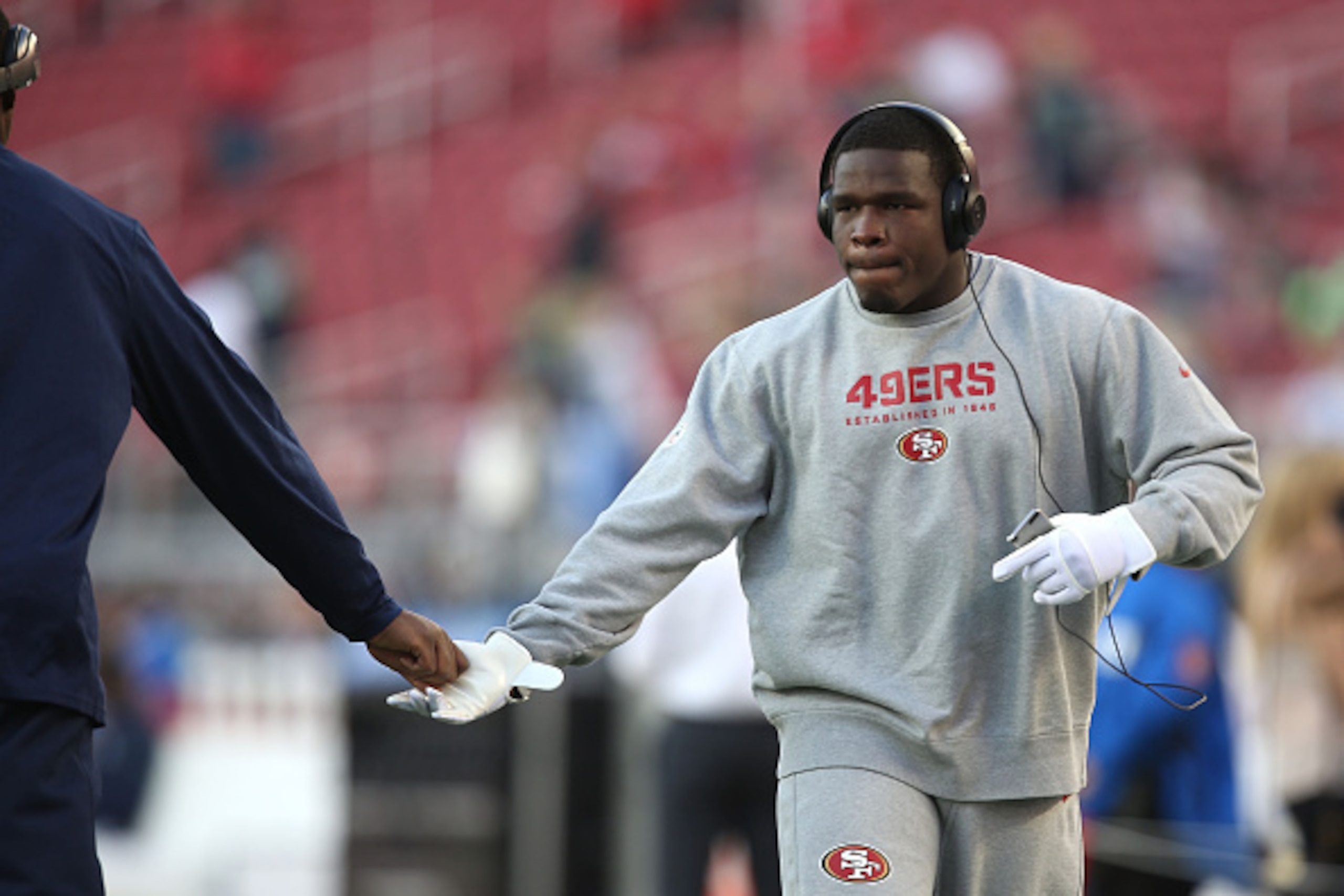 SANTA CLARA, CA - NOVEMBER 27:  Frank Gore #21 of the San Francisco 49ers warms up before competing against the Seattle Seahawks at Levi's Stadium on November 27, 2014 in Santa Clara, California.  (Photo by Don Feria/Getty Images)