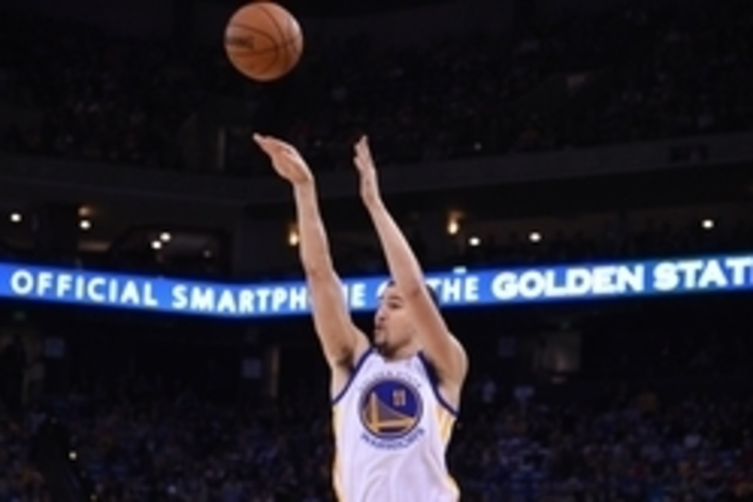 November 21, 2014; Oakland, CA, USA; Golden State Warriors guard Klay Thompson (11) shoots the basketball during the first quarter against the Utah Jazz at Oracle Arena. The Warriors defeated the Jazz 101-88. Mandatory Credit: Kyle Terada-USA TODAY Sports November 21, 2014; Oakland, CA, USA; Golden State Warriors guard Klay Thompson (11) shoots the basketball during the first quarter against the Utah Jazz at Oracle Arena. The Warriors defeated the Jazz 101-88. Mandatory Credit: Kyle Terada-USA TODAY Sports