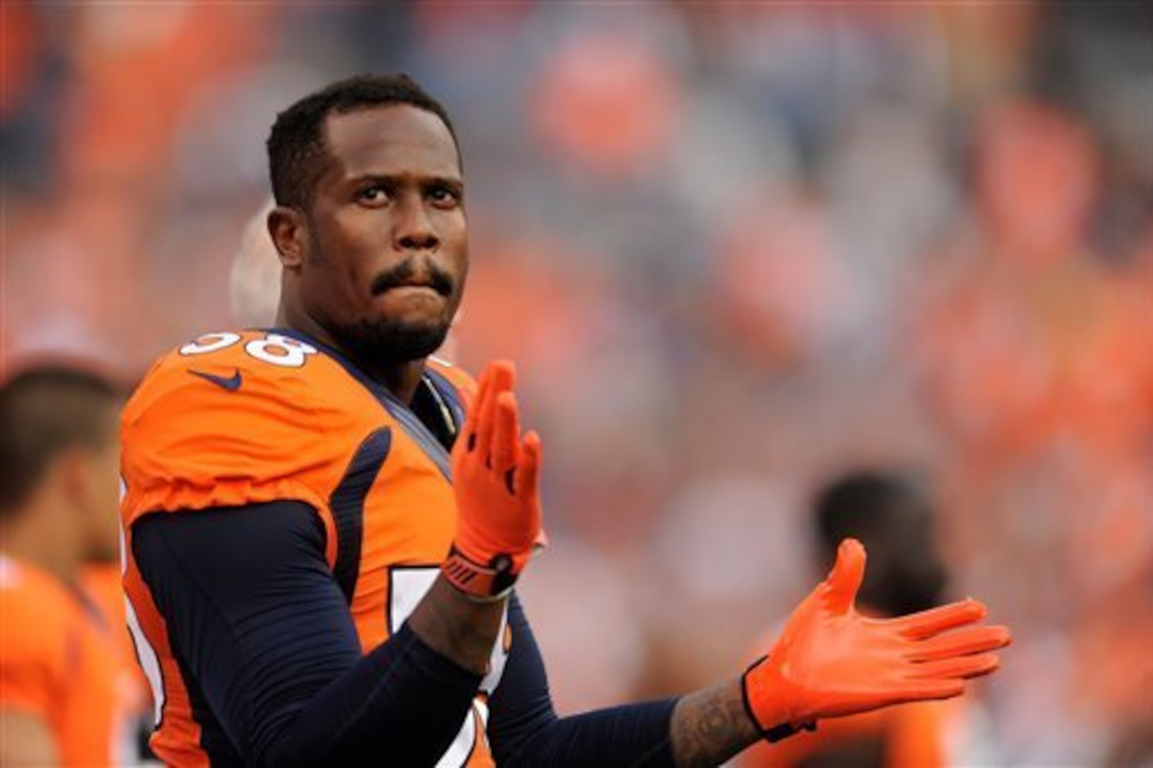 Von Miller (#58) and the Broncos D/ST should excel this week against the Bills.