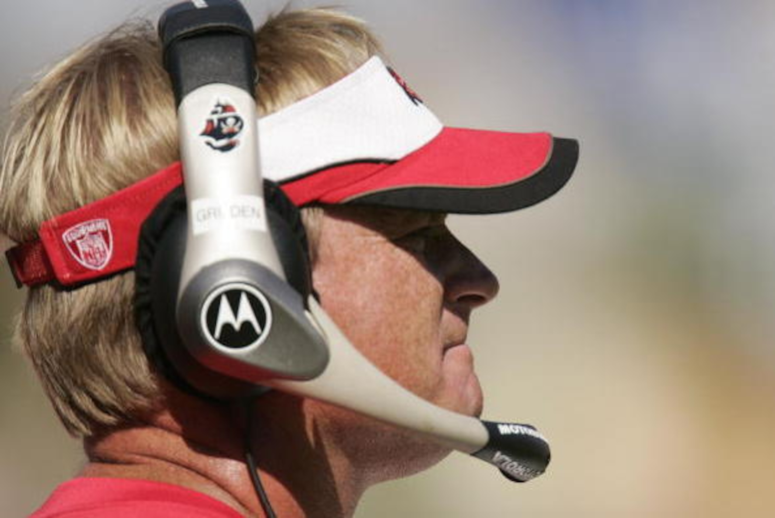 TAMPA, FL - NOVEMBER 21:  Head coach Jon Gruden of the Tampa Bay Buccaneers watches the game against the San Francisco 49ers at Raymond James Stadium on November 21, 2004 in Tampa, Florida. The Buccaneers defeated the 49ers 35-3.  (Photo by Eliot J. Schec