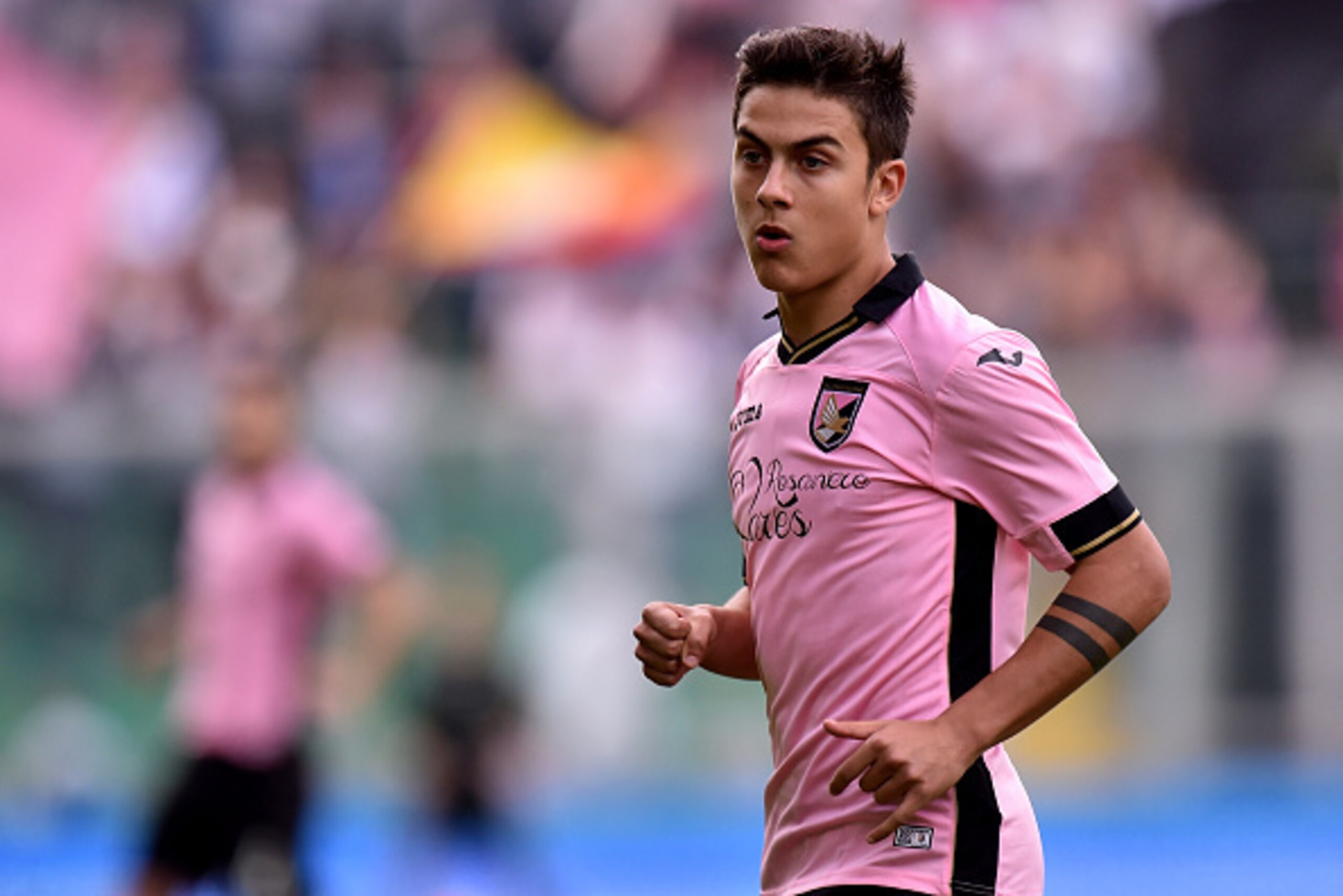 PALERMO, ITALY - NOVEMBER 30: Paulo Dybala of Palermo in action during the Serie A match between US Citta di Palermo and Parma FC at Stadio Renzo Barbera on November 30, 2014 in Palermo, Italy. (Photo by Tullio M. Puglia/Getty Images) PALERMO, ITALY - NOVEMBER 30: Paulo Dybala of Palermo in action during the Serie A match between US Citta di Palermo and Parma FC at Stadio Renzo Barbera on November 30, 2014 in Palermo, Italy. (Photo by Tullio M. Puglia/Getty Images)
