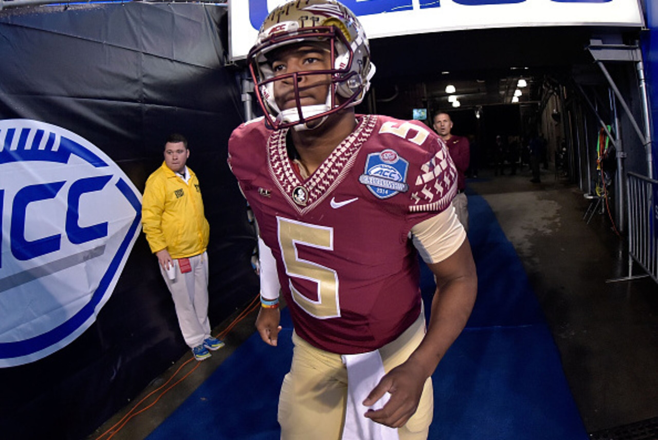 CHARLOTTE, NC - DECEMBER 06:  Jameis Winston #5 of the Florida State Seminoles warms up before the Atlantic Coast Conference championship game against the Georgia Tech Yellow Jackets on December 6, 2014 at Bank of America Stadium in Greenville, North Caro