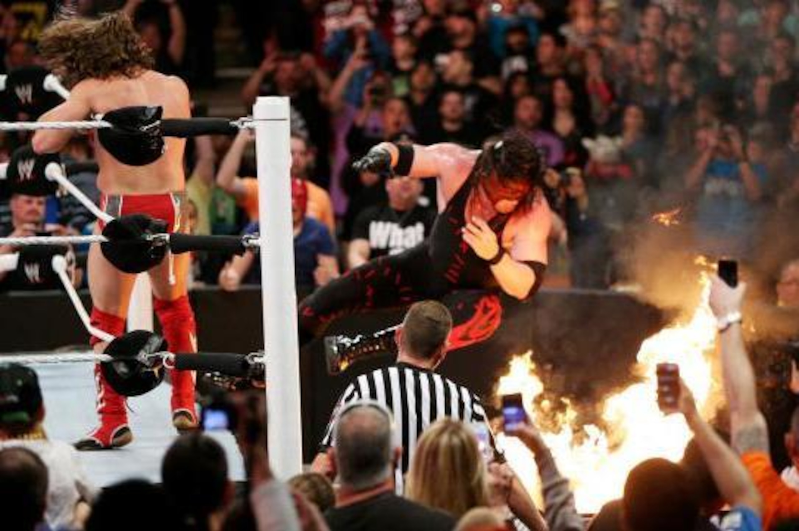 Daniel Bryan sends Kane into the flames at Extreme Rules.