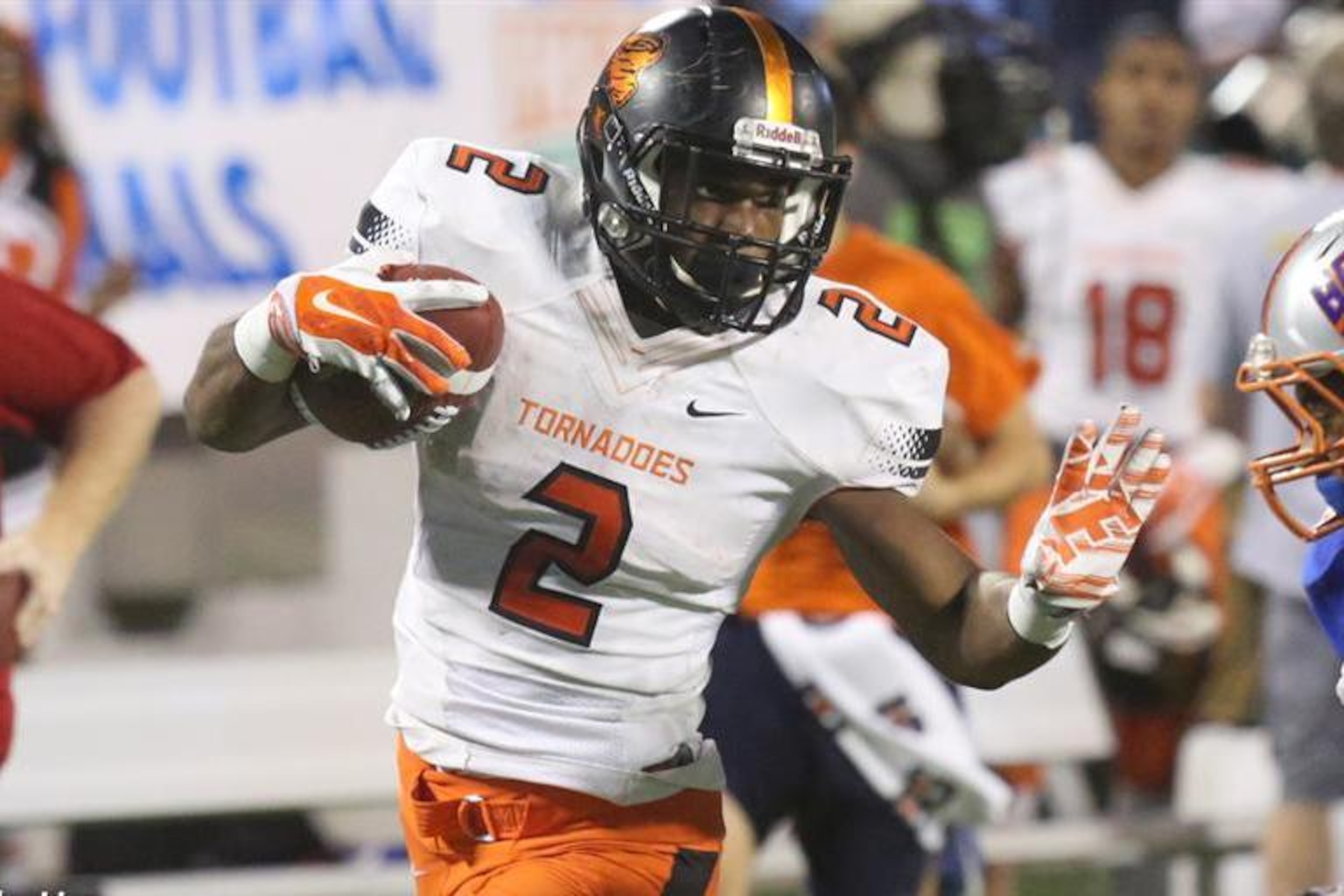 Walton tallied five touchdowns in the title game. Walton tallied five touchdowns in the title game.
