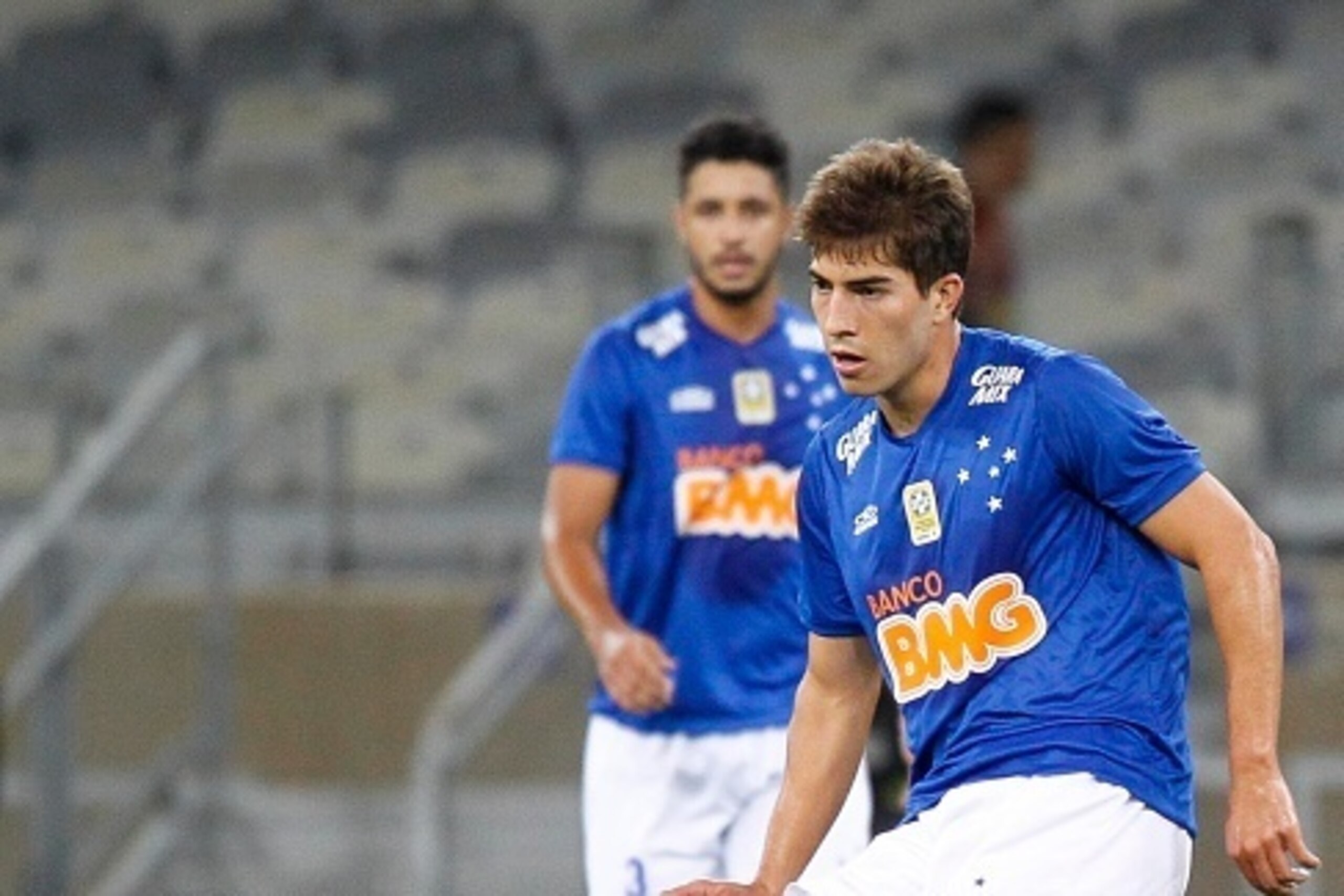 BELO HORIZONTE, BRAZIL - OCTOBER 22: Lucas Silva #16 of Cruzeiro in action during a match between Cruzeiro and Palmeiras as part of Brasileirao Series A 2014 at Mineirao Stadium on October 22, 2014 in Belo Horizonte, Brazil. (Photo by Washington Alves/Get