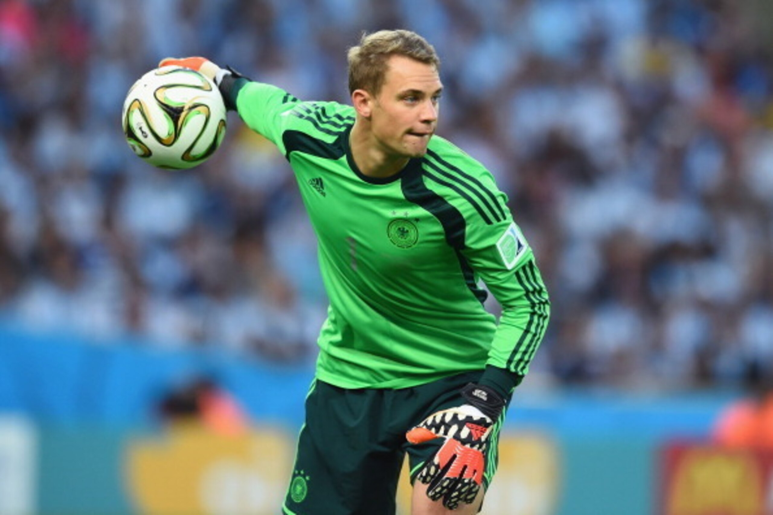 RIO DE JANEIRO, BRAZIL - JULY 13: Goalkeeper Manuel Neuer of Germany controls the ball during the 2014 FIFA World Cup Brazil Final match between Germany and Argentina at Maracana on July 13, 2014 in Rio de Janeiro, Brazil. (Photo by Matthias Hangst/Gett RIO DE JANEIRO, BRAZIL - JULY 13: Goalkeeper Manuel Neuer of Germany controls the ball during the 2014 FIFA World Cup Brazil Final match between Germany and Argentina at Maracana on July 13, 2014 in Rio de Janeiro, Brazil. (Photo by Matthias Hangst/Gett