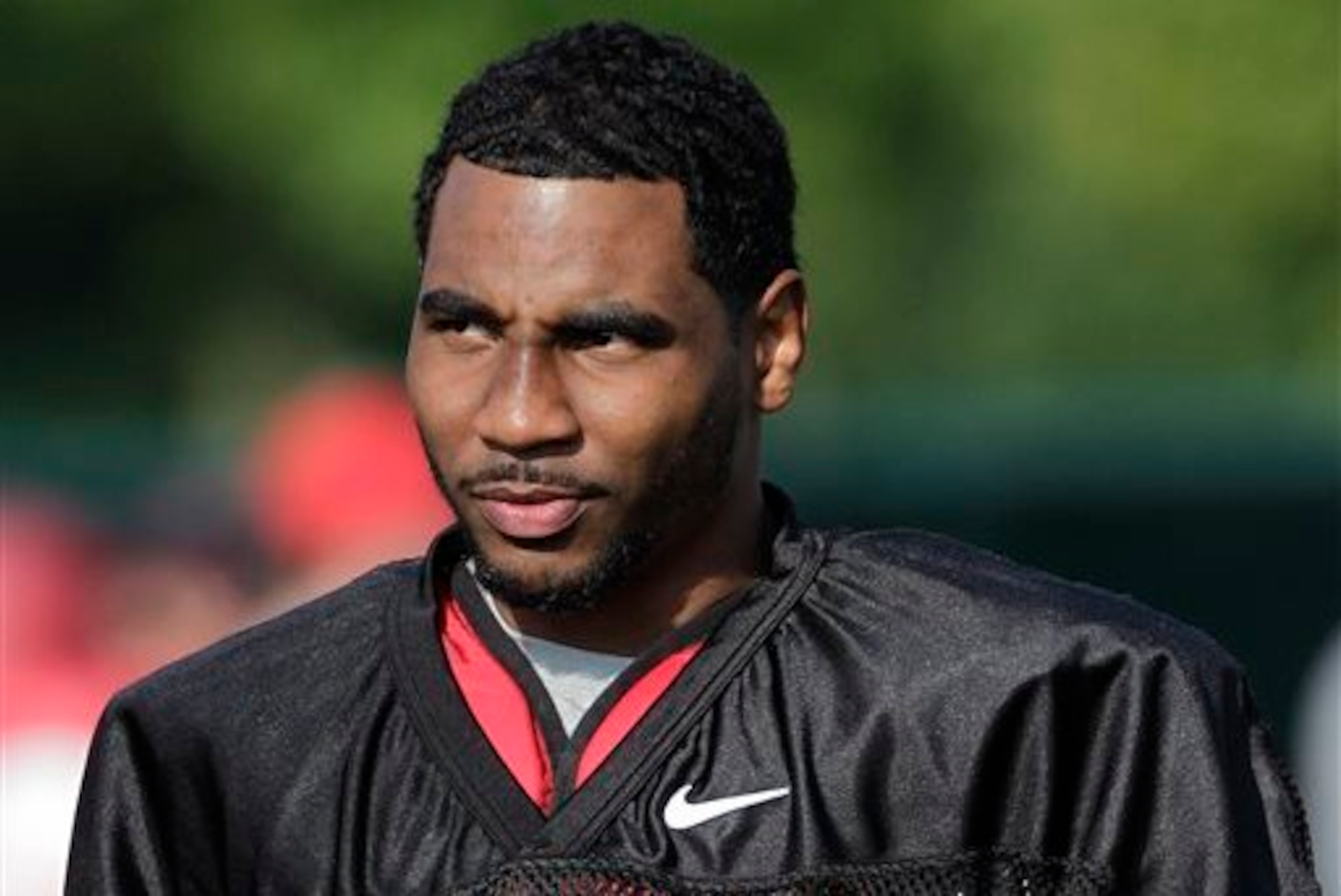 Shoulder surgery would keep Braxton Miller out for the entire 2014 college football season.