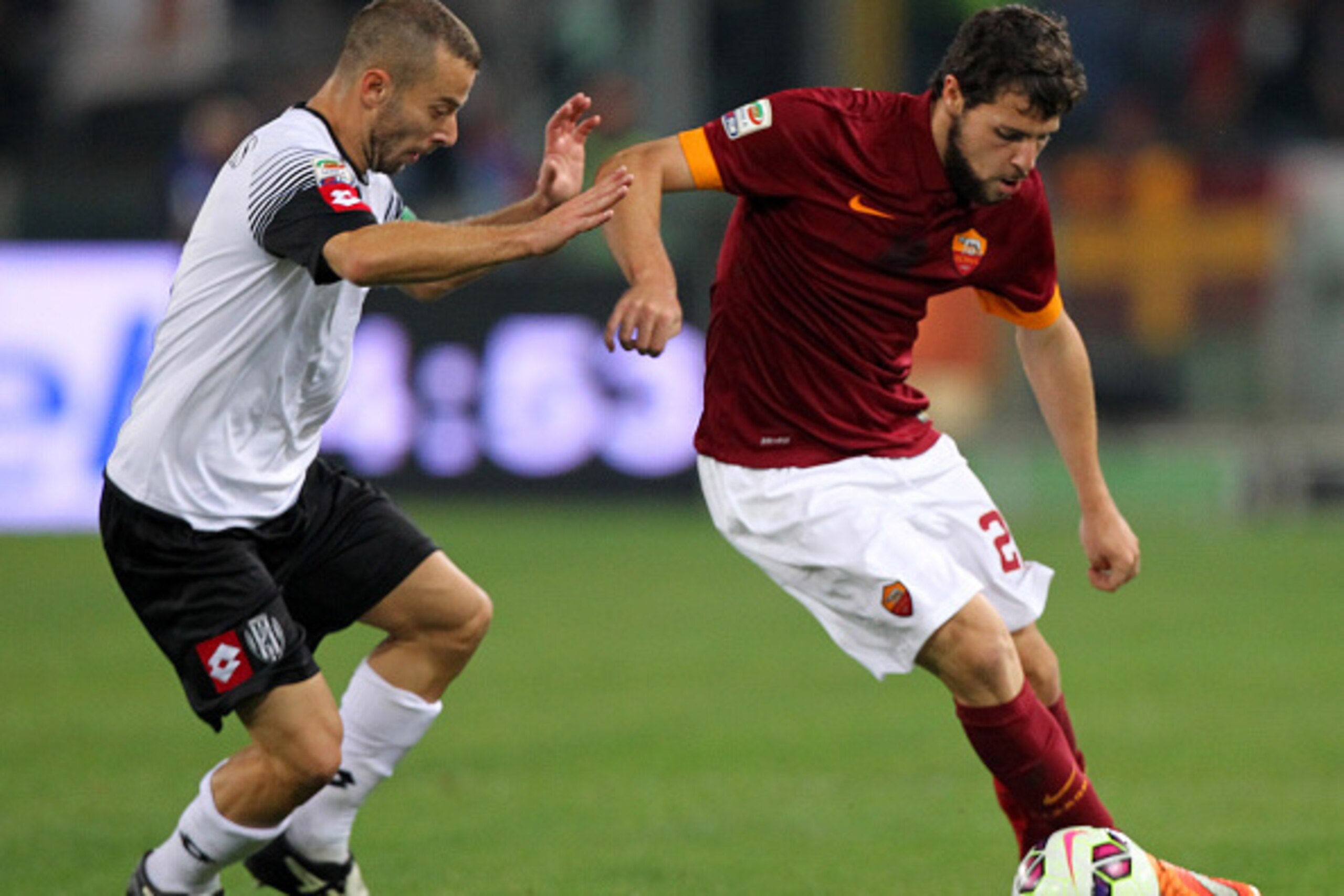 ROME, ITALY - OCTOBER 29: Mattia Destro (R) of AS Roma competes for the ball with Giuseppe De Feudis of AC Cesena during the Serie A match between AS Roma and AC Cesena at Stadio Olimpico on October 29, 2014 in Rome, Italy. (Photo by Paolo Bruno/Getty Im ROME, ITALY - OCTOBER 29: Mattia Destro (R) of AS Roma competes for the ball with Giuseppe De Feudis of AC Cesena during the Serie A match between AS Roma and AC Cesena at Stadio Olimpico on October 29, 2014 in Rome, Italy. (Photo by Paolo Bruno/Getty Im