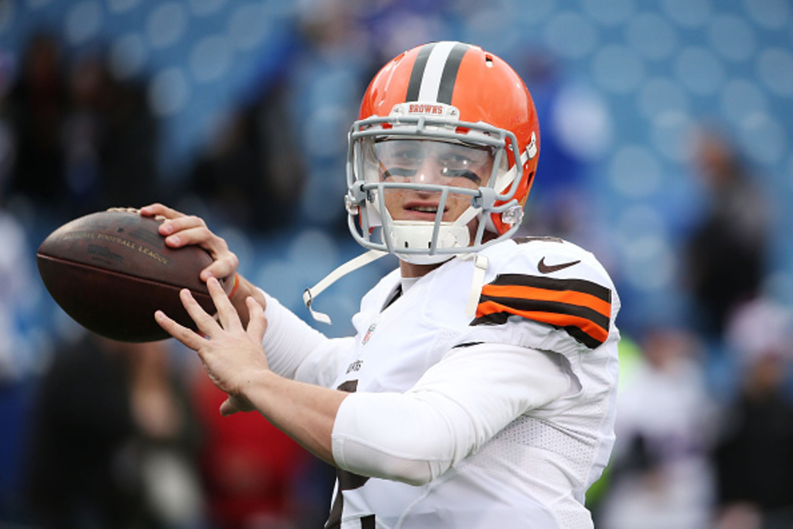 ORCHARD PARK, NY - NOVEMBER 30:  Johnny Manziel #2 of the Cleveland Browns warms up before the game against the Buffalo Bills at Ralph Wilson Stadium on November 30, 2014 in Orchard Park, New York.  (Photo by Brett Carlsen/Getty Images)