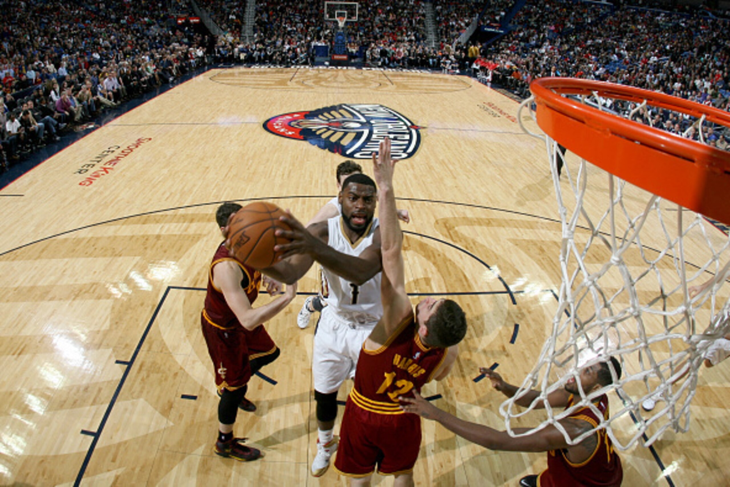 NEW ORLEANS, LA - DECEMBER 12:  Tyreke Evans #1 of the New Orleans Pelicans goes to the basket against the Cleveland Cavaliers on December 12, 2014 at the Smoothie King Center in New Orleans, Louisiana. NOTE TO USER: User expressly acknowledges and agrees