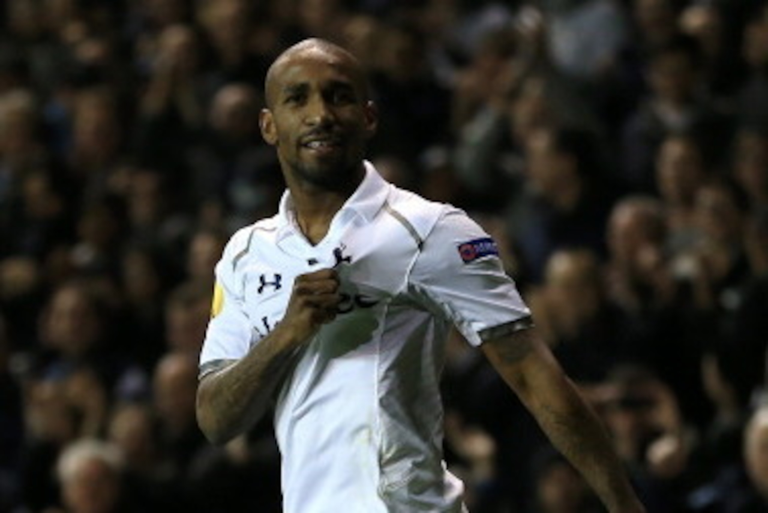 LONDON, ENGLAND - NOVEMBER 08:  Jermain Defoe of Tottenham Hotspur celebrates scoring the opening goal during the UEFA Europa League group J match between Tottenham Hotspur FC and NK Maribor at White Hart Lane on November 8, 2012 in London, England.  (Pho