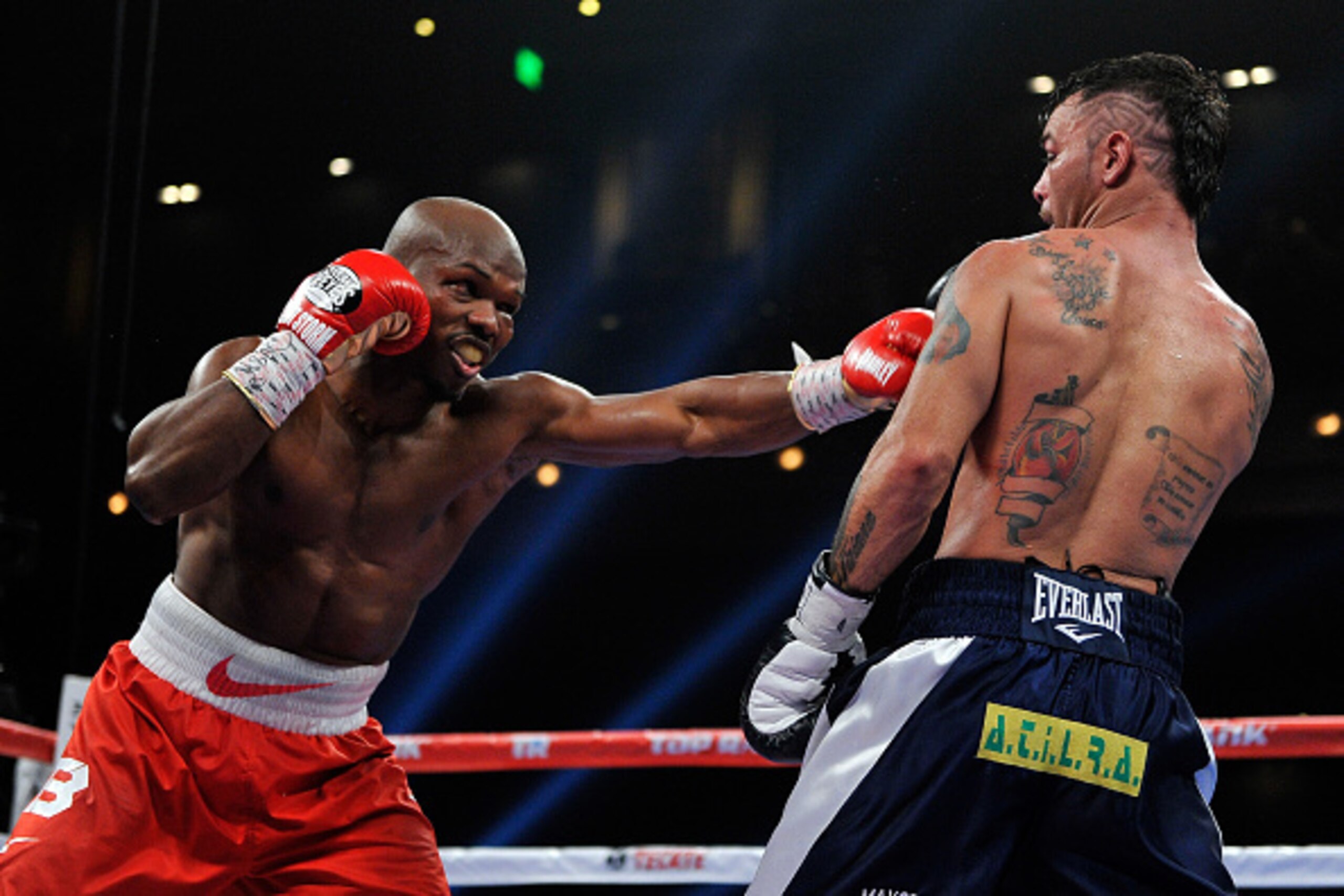 LAS VEGAS, NV - DECEMBER 13:  Timothy Bradley Jr. (L) punches Diego Chaves during their welterweight bout at The Chelsea at The Cosmopolitan of Las Vegas on December 13, 2014 in Las Vegas, Nevada.  (Photo by David Becker/Getty Images)