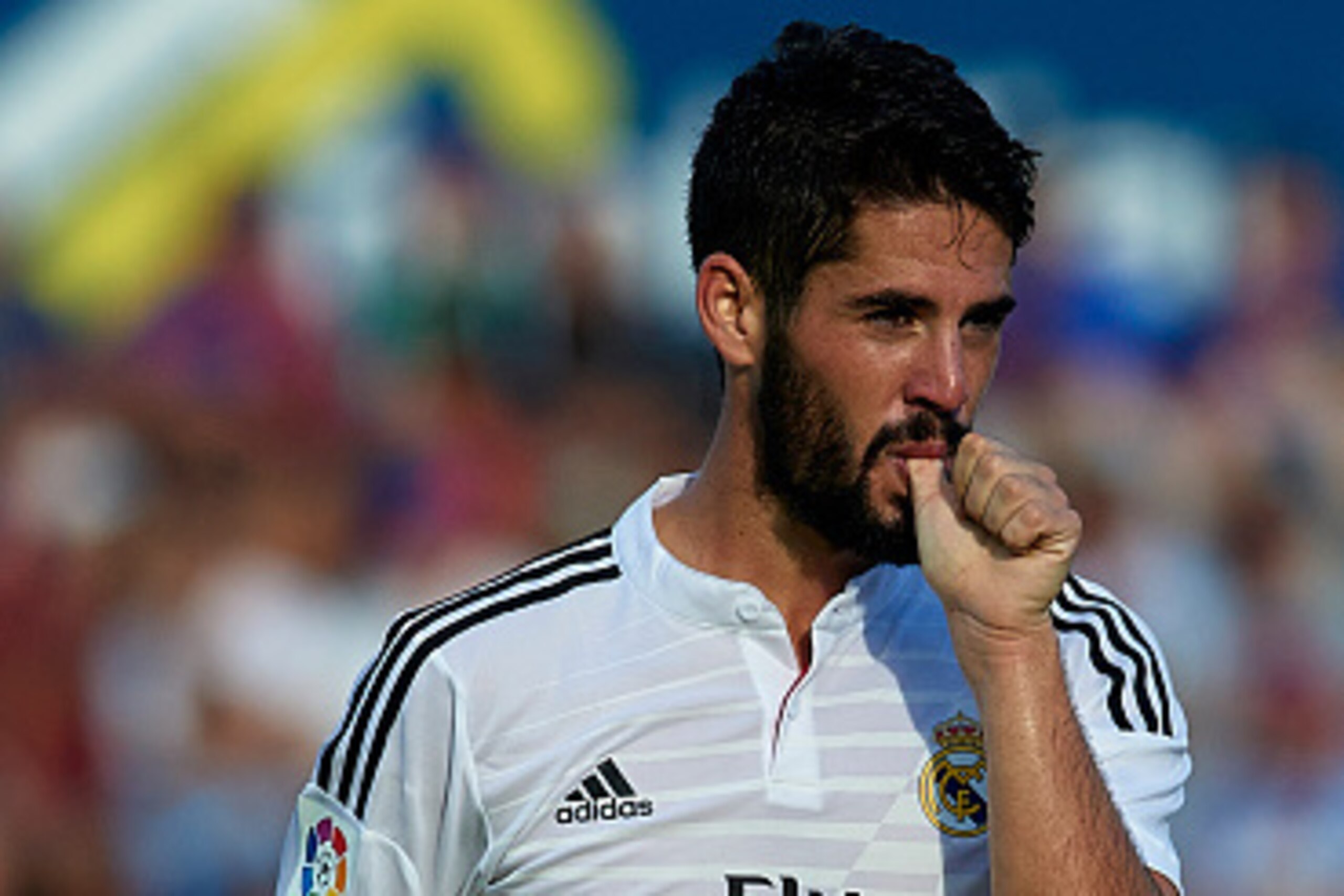VALENCIA, SPAIN - OCTOBER 18:  Isco of Real Madrid celebrates after scoring during the La Liga match between Levante UD and Real Madrid at Ciutat de Valencia on October 18, 2014 in Valencia, Spain.  (Photo by Manuel Queimadelos Alonso/Getty Images)