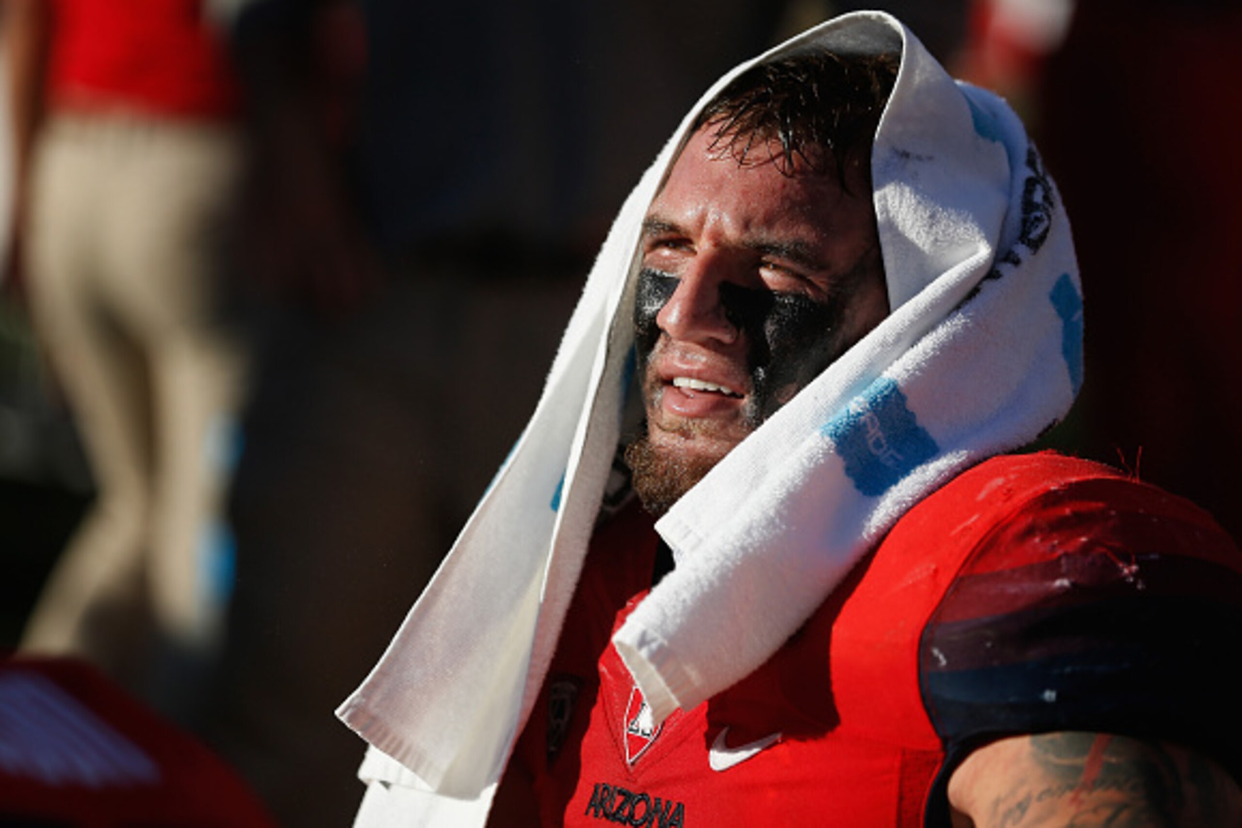 TUCSON, AZ - NOVEMBER 28:  Linebacker Scooby Wright III #33 of the Arizona Wildcats watches the Territorial Cup college football game against the Arizona State Sun Devils in the third quarter at Arizona Stadium on November 28, 2014 in Tucson, Arizona.  (P