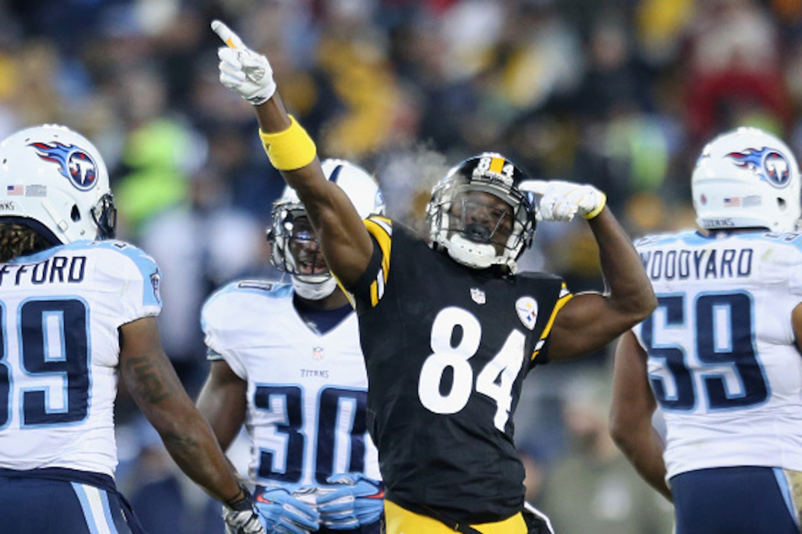 NASHVILLE, TN - NOVEMBER 17: Antonio Brown #84 of the Pittsburgh Steelers celebrates a first down in the second quarter of the game against the Tennessee Titans at LP Field on November 17, 2014 in Nashville, Tennessee. (Photo by Andy Lyons/Getty Images) NASHVILLE, TN - NOVEMBER 17: Antonio Brown #84 of the Pittsburgh Steelers celebrates a first down in the second quarter of the game against the Tennessee Titans at LP Field on November 17, 2014 in Nashville, Tennessee. (Photo by Andy Lyons/Getty Images)