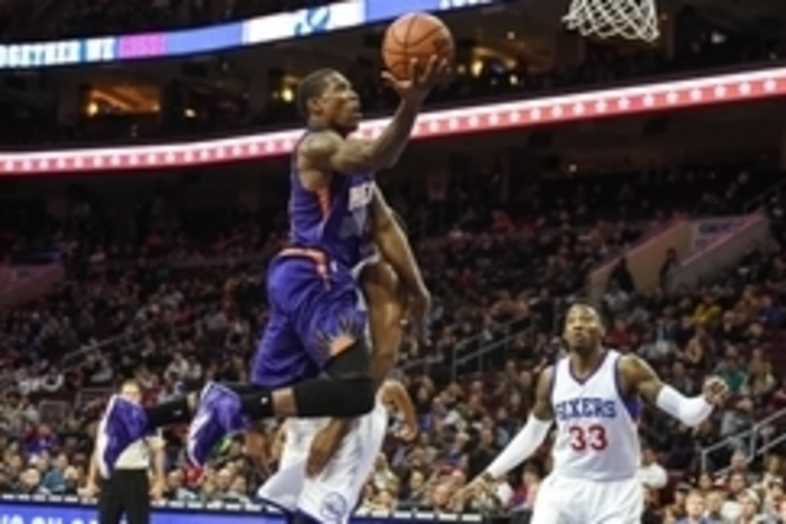 Nov 21, 2014; Philadelphia, PA, USA; Phoenix Suns guard Eric Bledsoe (2) shoots during the second quarter of the game against the Philadelphia 76ers at the Wells Fargo Center. Mandatory Credit: John Geliebter-USA TODAY Sports