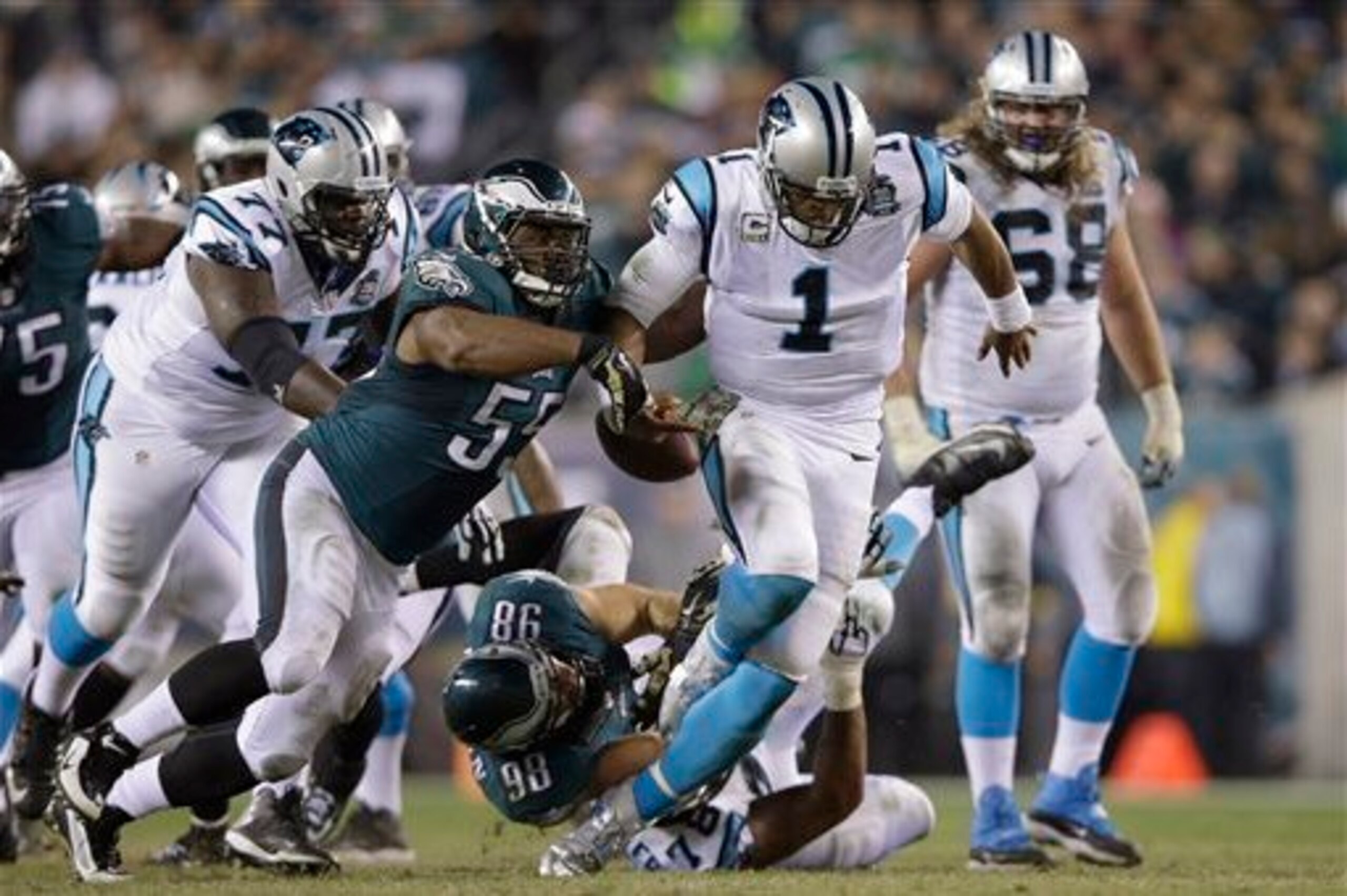 Graham and Barwin (98) will be a nightmare for the Redskins in Week 16.