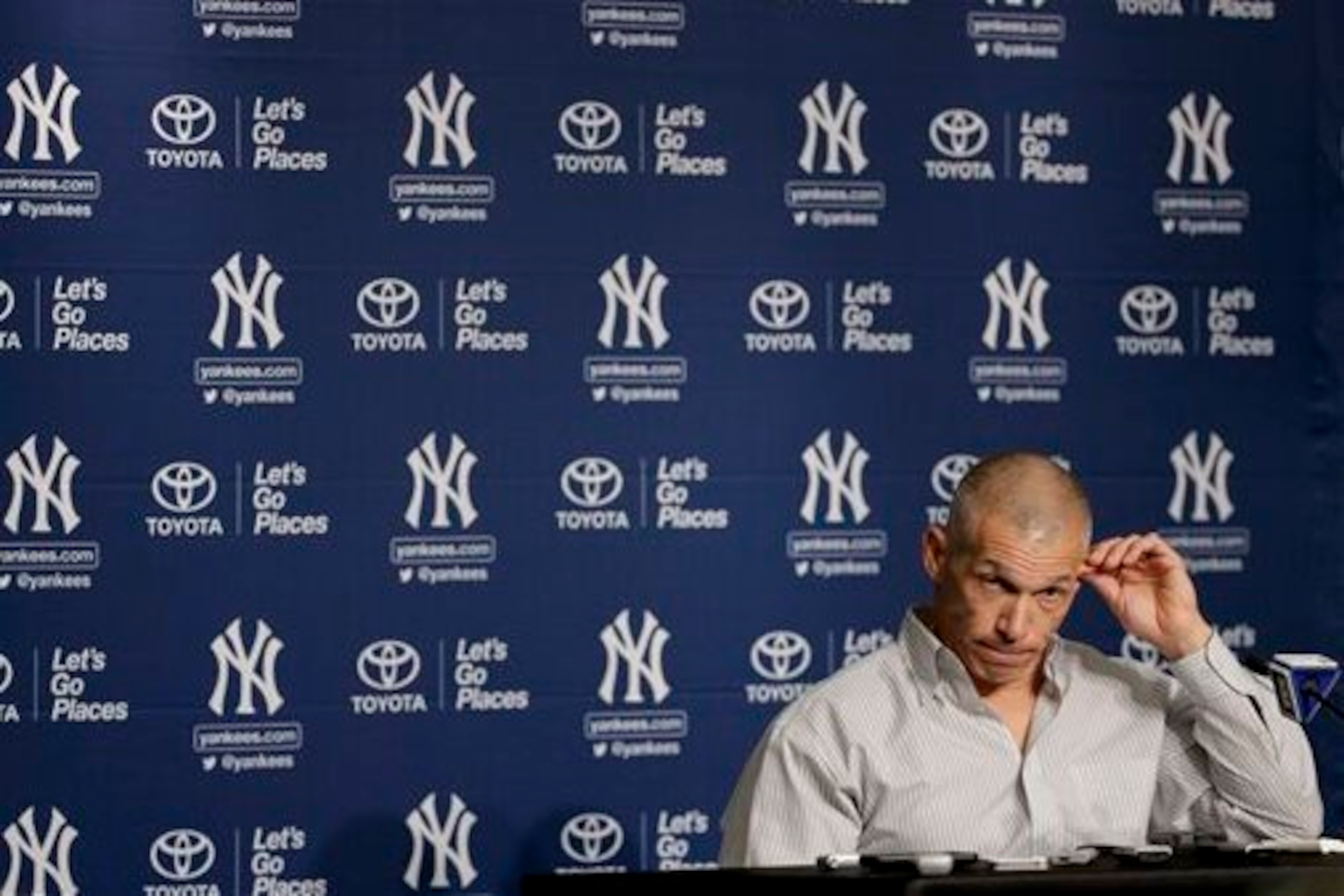 Manager Joe Girardi has a tough task ahead of him in trying to avoid a third consecutive postseason-less campaign.