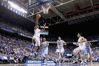 LEXINGTON, KY - DECEMBER 13:  Aaron Harrison #2 of the Kentucky Wildcats shoots the ball during the game against the North Carolina Tar Heels at Rupp Arena on December 13, 2014 in Lexington, Kentucky.  (Photo by Andy Lyons/Getty Images)
