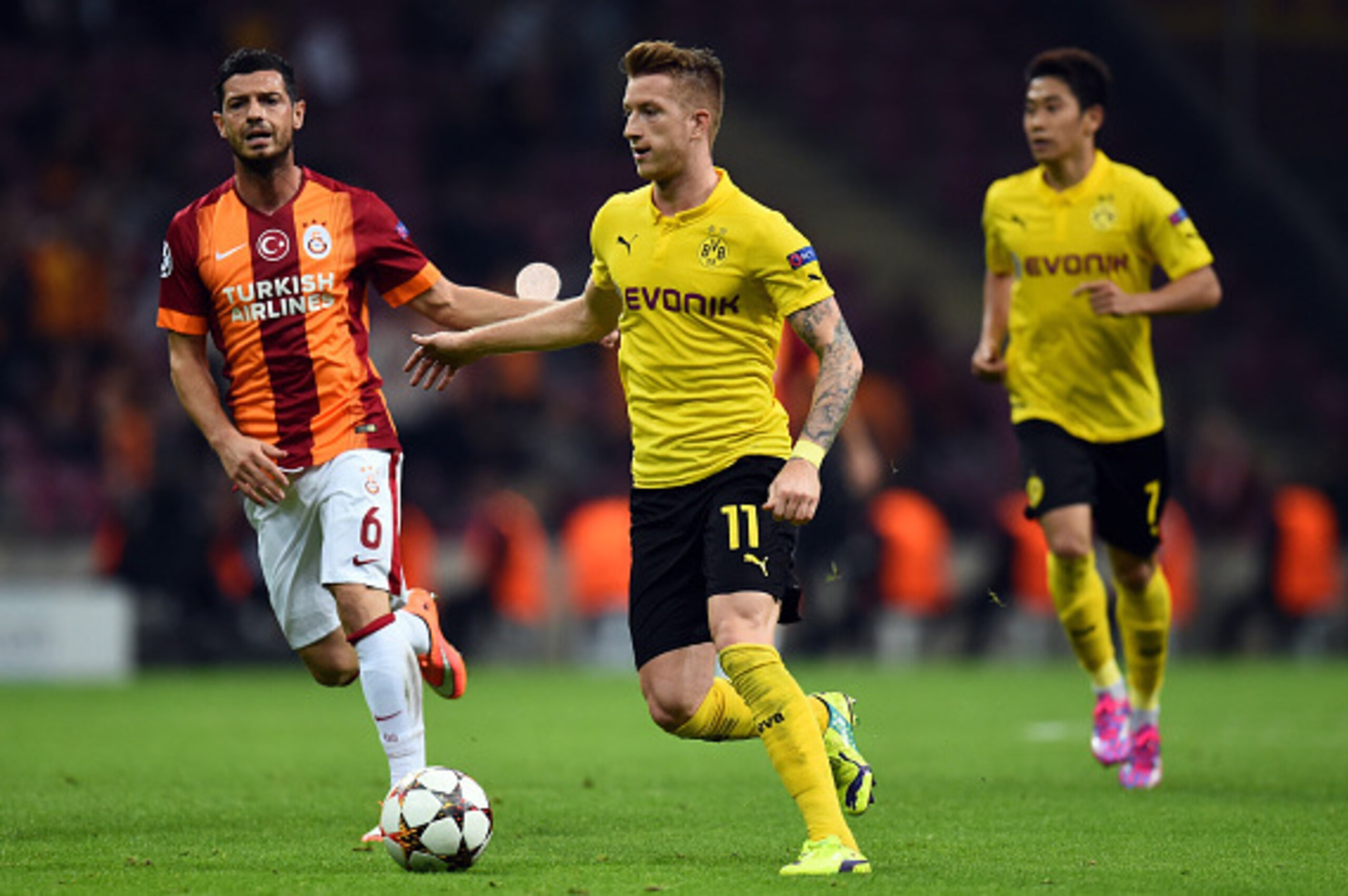 ISTANBUL, TURKEY - OCTOBER 22:  Marco Reus of Dortmund runs with the ball the UEFA Champions League group D match between Glatasaray AS and Borussia Dortmund at Ali Sami Yen Spor Kompleksi on October 22, 2014 in Istanbul, Turkey.  (Photo by Lars Baron/Get