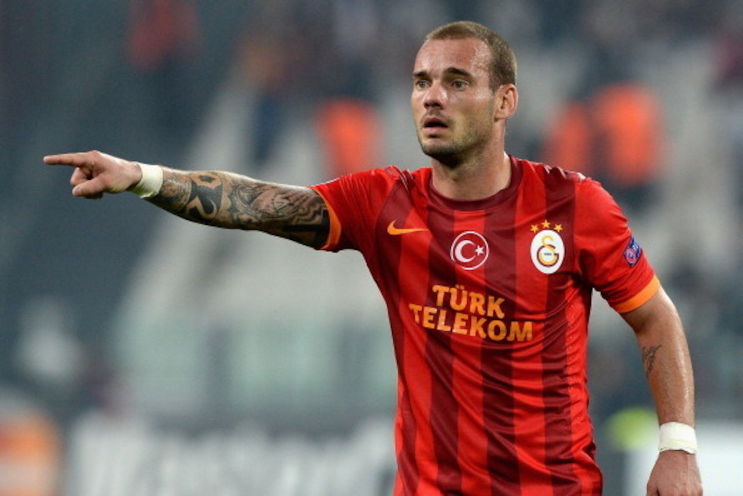 TURIN, ITALY - OCTOBER 02:  Wesley Sneijder of Galatasaray AS during UEFA Champions League Group B match between Juventus and Galatasaray AS at Juventus Arena on October 2, 2013 in Turin, Italy.  (Photo by Claudio Villa/Getty Images)