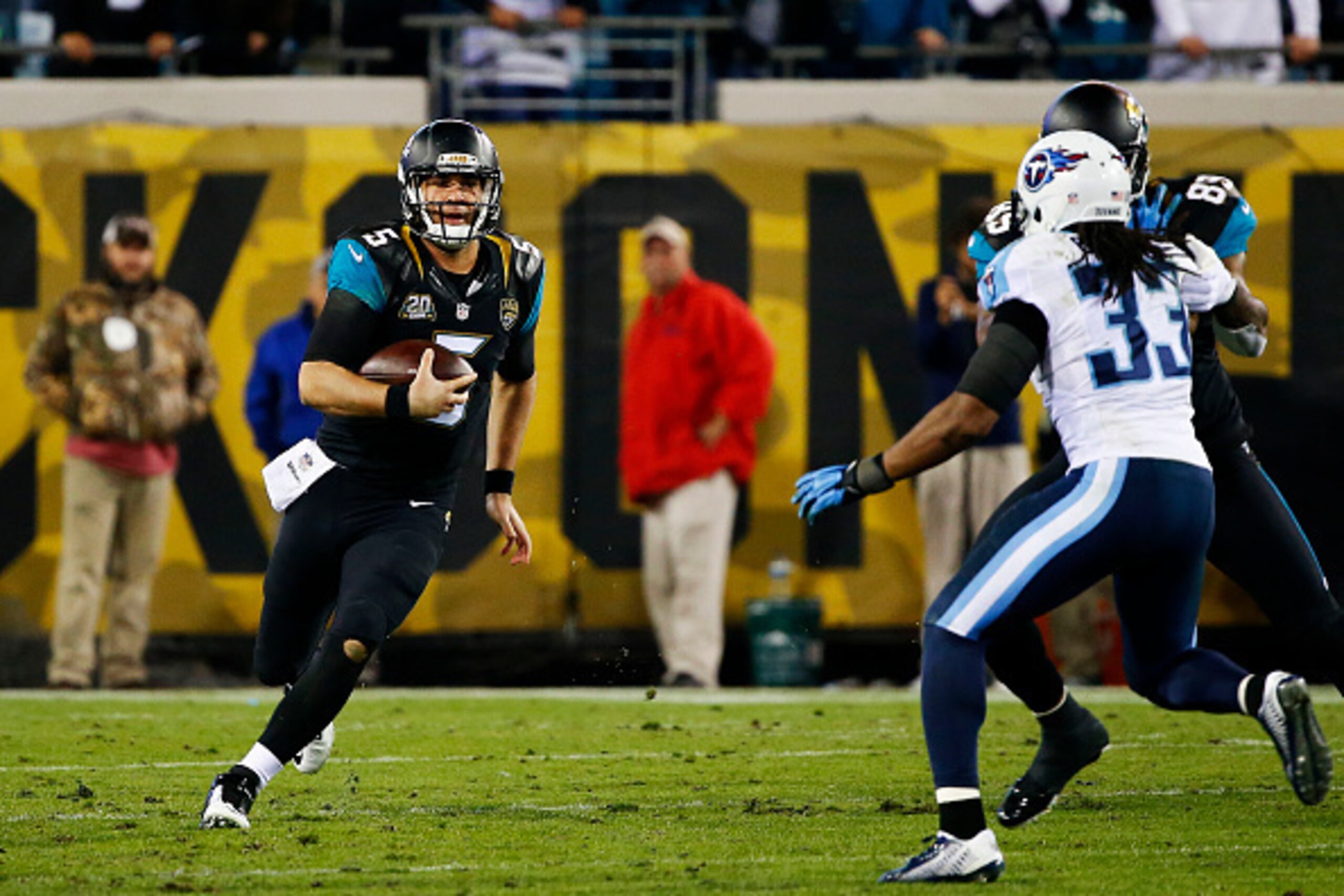 JACKSONVILLE, FL - DECEMBER 18:  Blake Bortles #5 of the Jacksonville Jaguars runs the ball in the fourth quarter against the Tennessee Titans at EverBank Field on December 18, 2014 in Jacksonville, Florida.  (Photo by Sam Greenwood/Getty Images)
