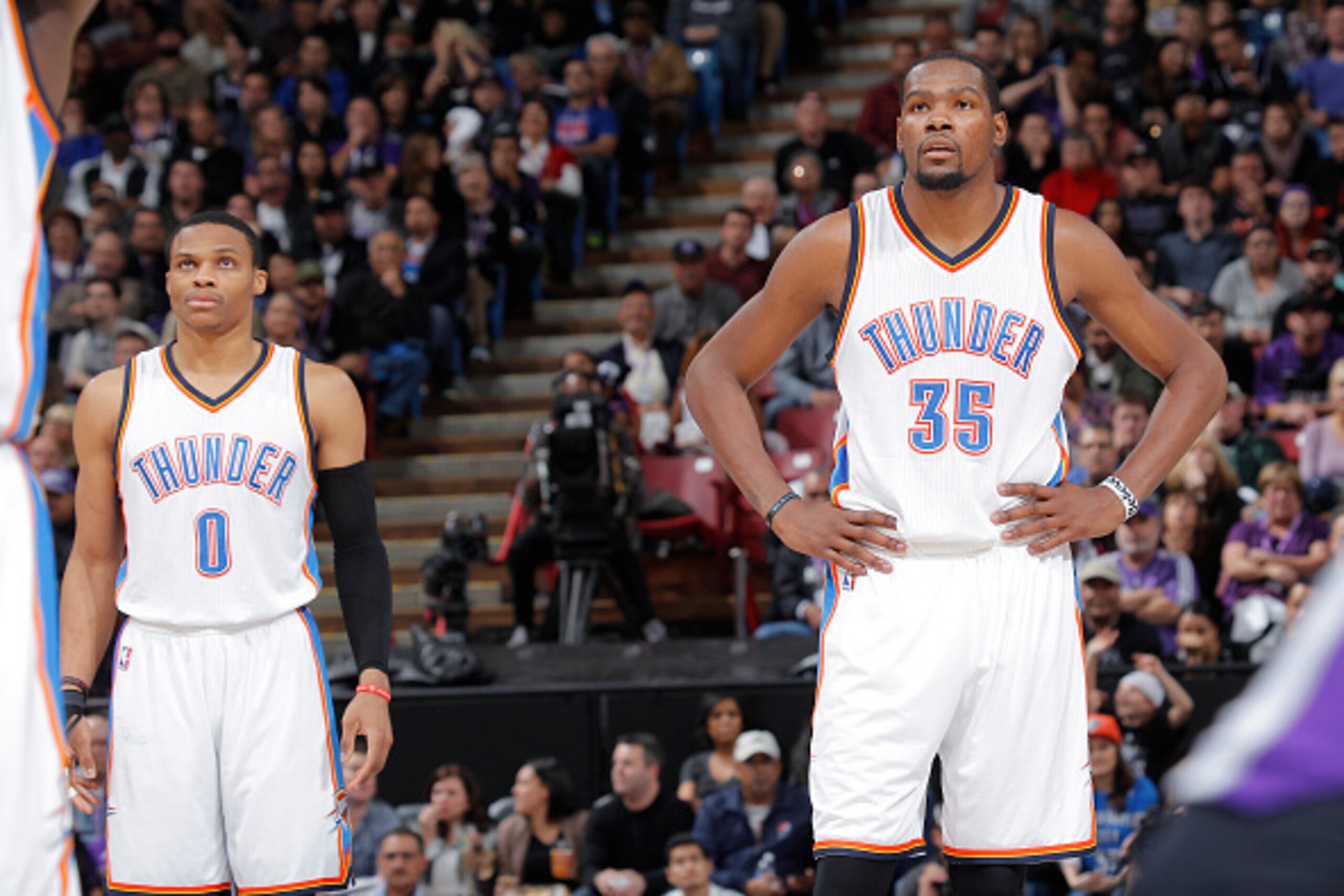 SACRAMENTO, CA - DECEMBER 16: Russell Westbrook #0 and Kevin Durant #35 of the Oklahoma City Thunder face off against the Sacramento Kings on December 16, 2014 at Sleep Train Arena in Sacramento, California. NOTE TO USER: User expressly acknowledges and a