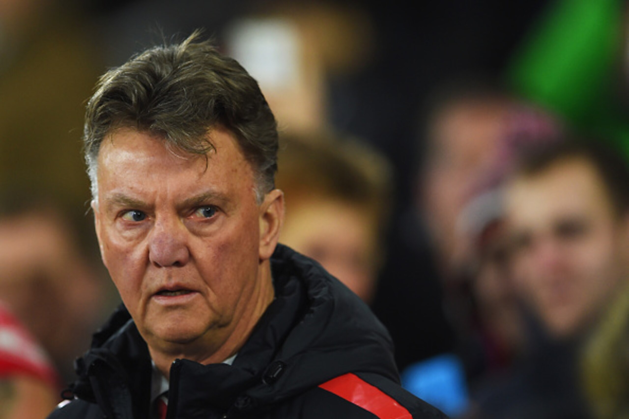SOUTHAMPTON, ENGLAND - DECEMBER 08:  Louis van Gaal, manager of Manchester United looks on during the Barclays Premier League match between Southampton and Manchester United at St Mary's Stadium on December 8, 2014 in Southampton, England.  (Photo by Mich