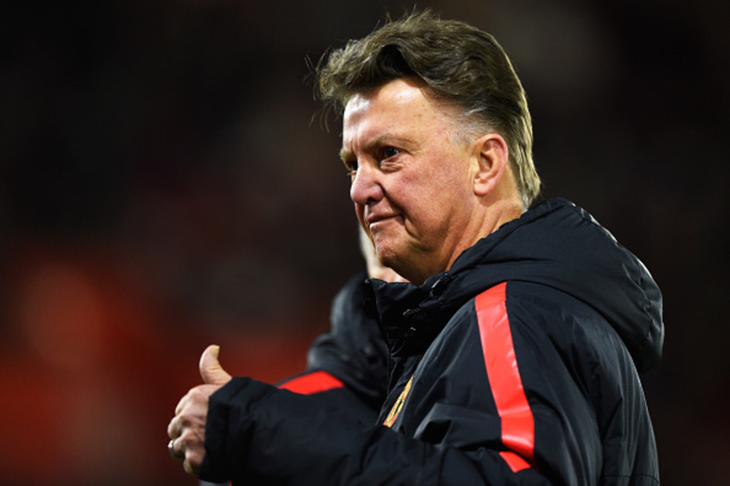 SOUTHAMPTON, ENGLAND - DECEMBER 08: Louis van Gaal, manager of Manchester United gives the thumbs up during the Barclays Premier League match between Southampton and Manchester United at St Mary's Stadium on December 8, 2014 in Southampton, England.  (Pho