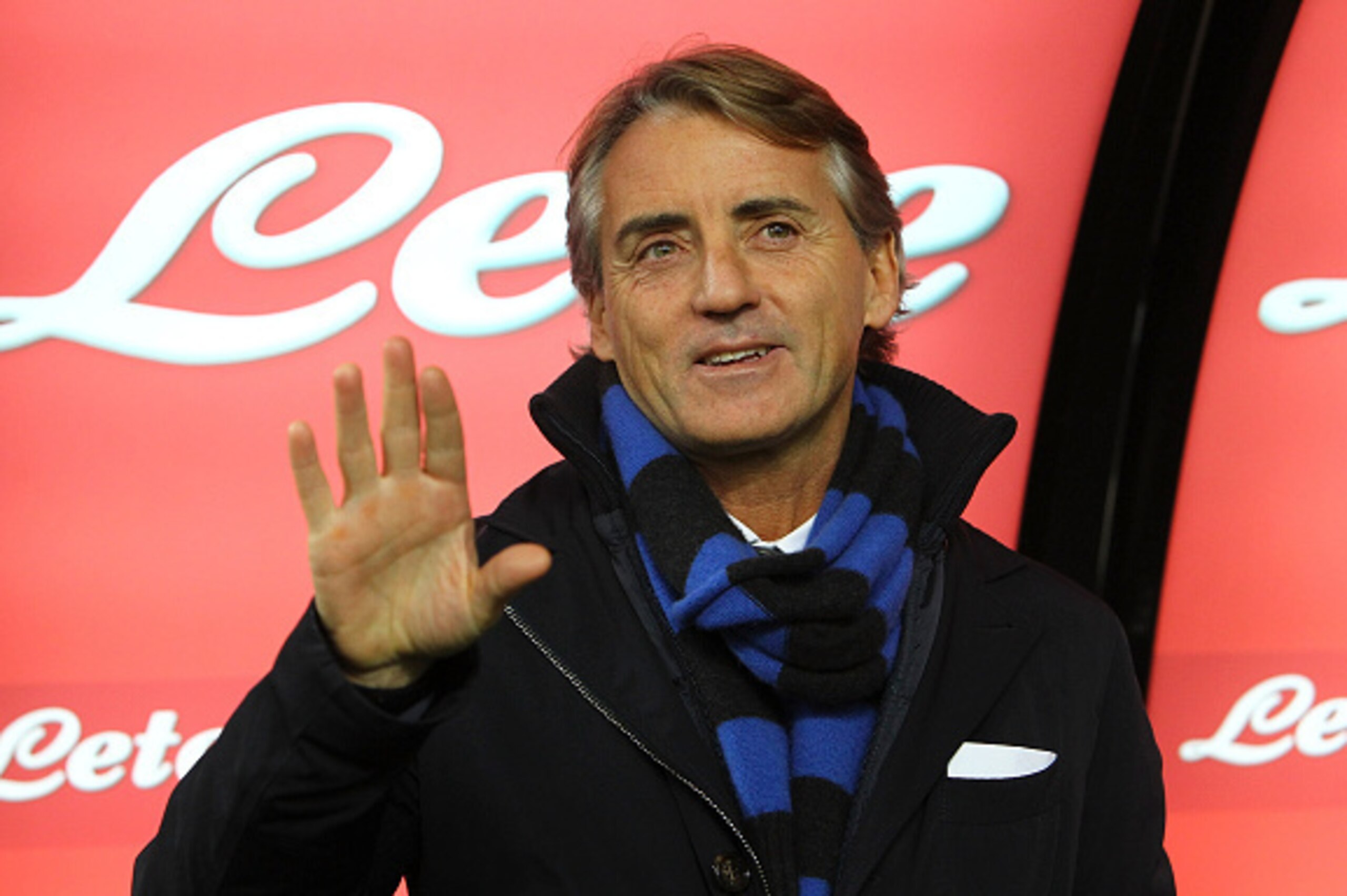 MILAN, ITALY - DECEMBER 21: FC Internazionale Milano coach Roberto Mancini looks on before the Serie A match betweeen FC Internazionale Milano and SS Lazio at Stadio Giuseppe Meazza on December 21, 2014 in Milan, Italy. (Photo by Marco Luzzani/Getty Ima MILAN, ITALY - DECEMBER 21: FC Internazionale Milano coach Roberto Mancini looks on before the Serie A match betweeen FC Internazionale Milano and SS Lazio at Stadio Giuseppe Meazza on December 21, 2014 in Milan, Italy. (Photo by Marco Luzzani/Getty Ima