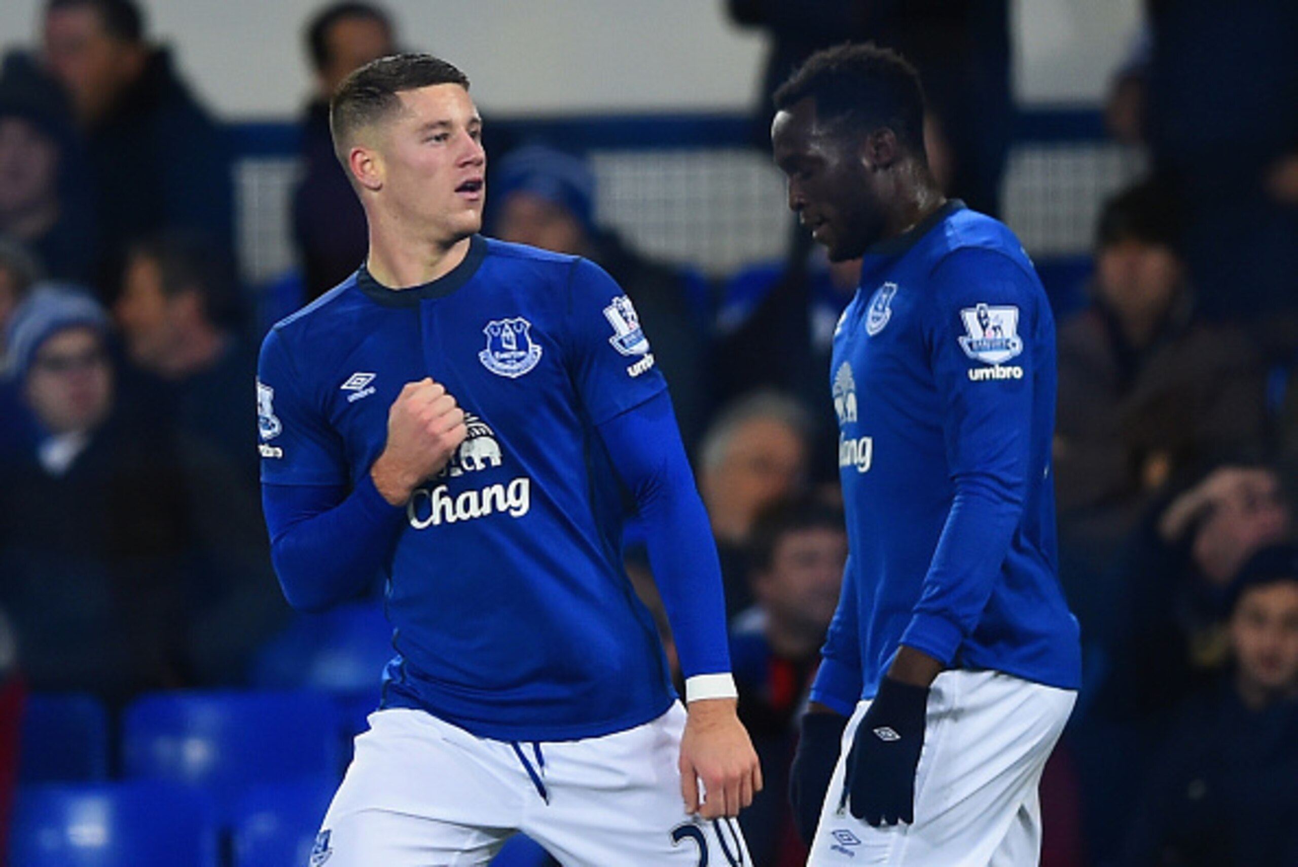 LIVERPOOL, ENGLAND - DECEMBER 15:  Ross Barkley of Everton (L) celebrates scoring the opening goal with Romelu Lukaku of Everton during the Barclays Premier League match between Everton and Queens Park Rangers at Goodison Park on December 15, 2014 in Live