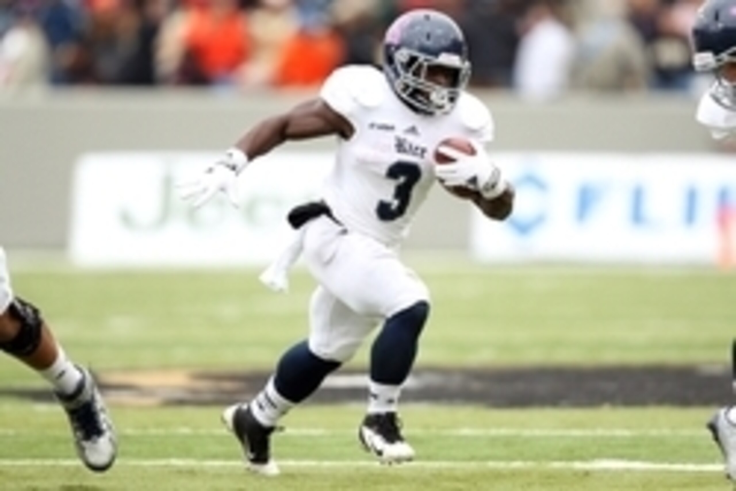 Oct 11, 2014; West Point, NY, USA; Rice Owls running back Jowan Davis (3) rushes the ball against the Army Black Knights at Michie Stadium. Mandatory Credit: Danny Wild-USA TODAY Sports
