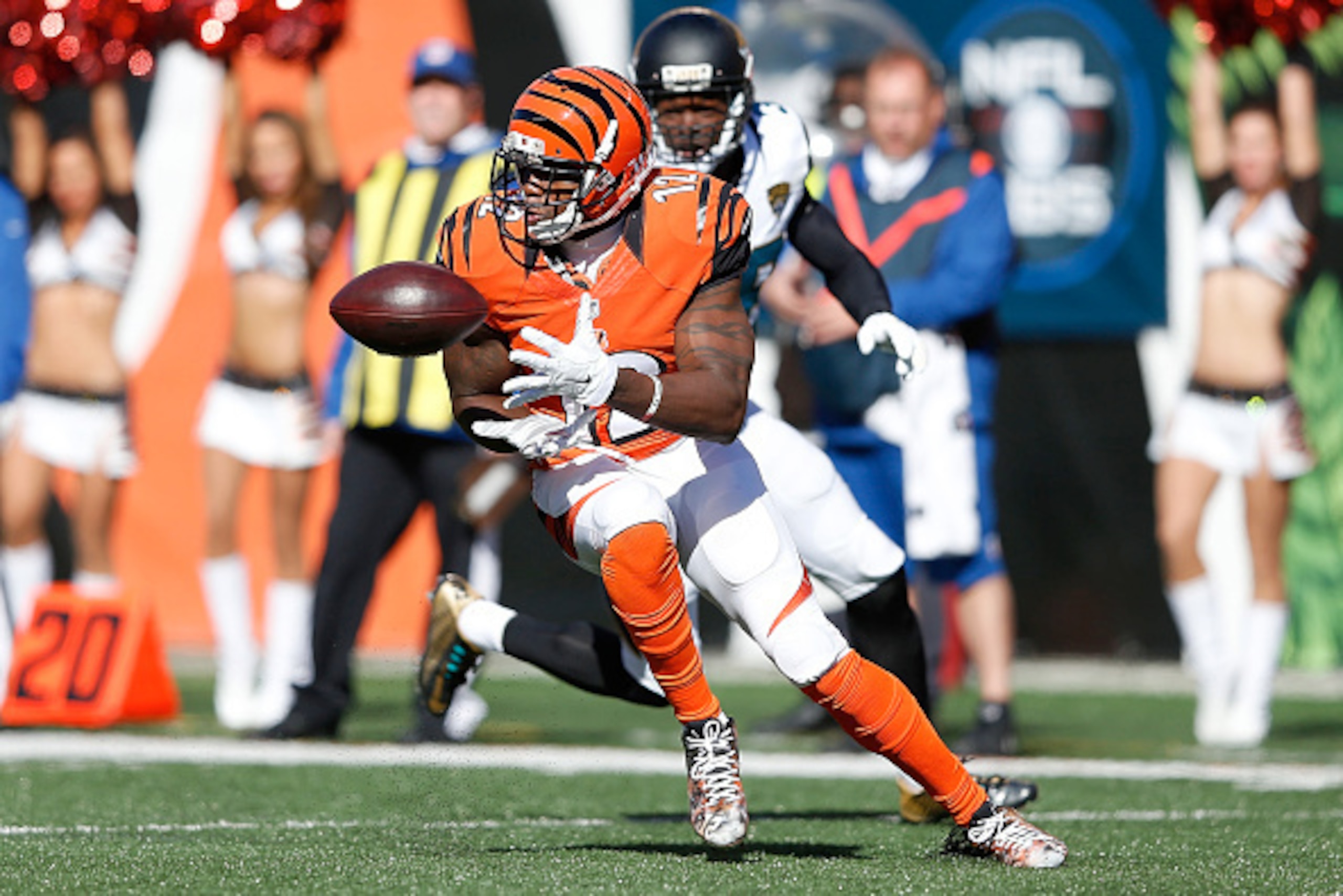 CINCINNATI, OH - NOVEMBER 2:  Mohamed Sanu #12 of the Cincinnati Bengals catches a pass during the first quarter of the game against the Jacksonville Jaguars at Paul Brown Stadium on November 2, 2014 in Cincinnati, Ohio. (Photo by Joe Robbins/Getty Images