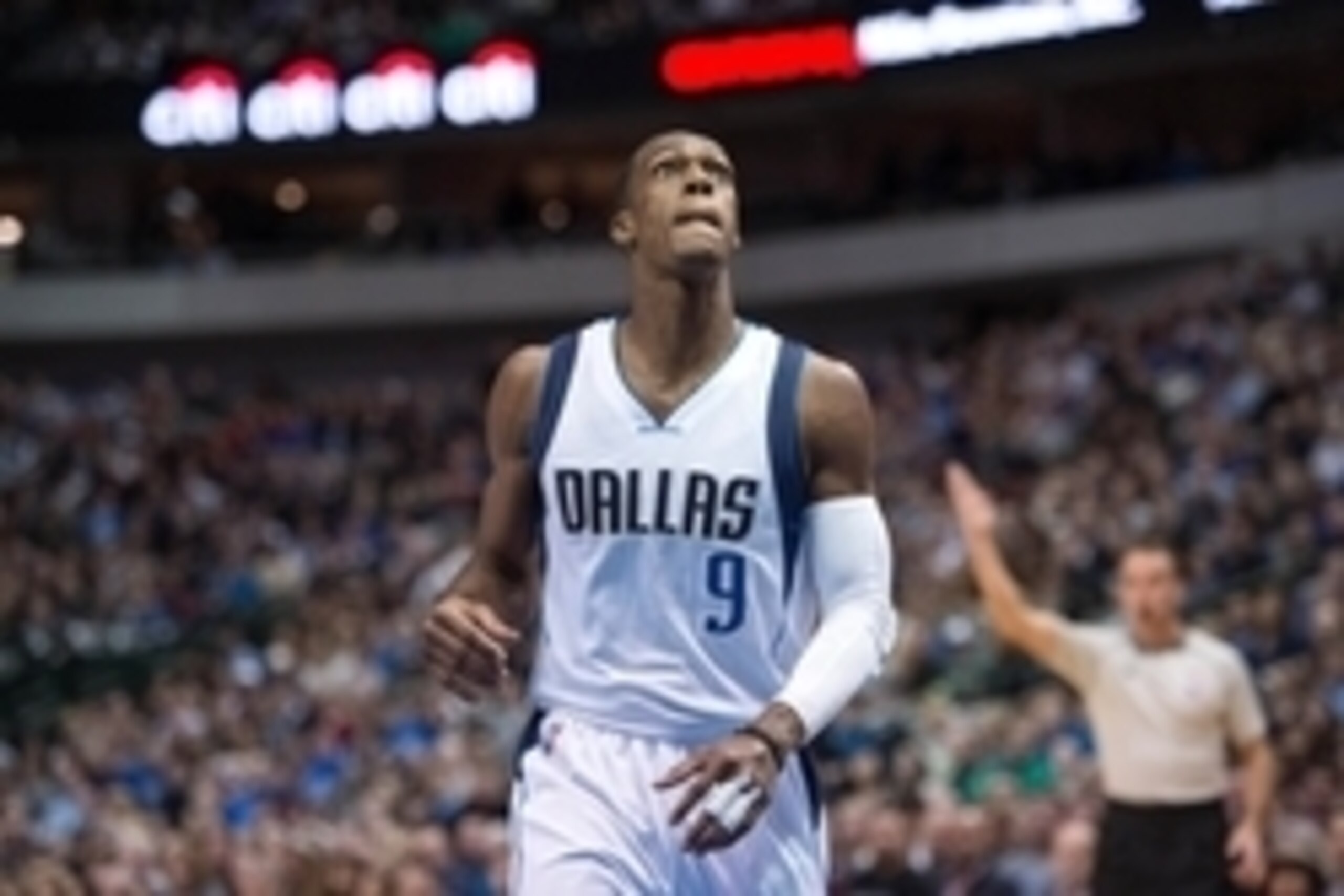 Dec 20, 2014; Dallas, TX, USA; Dallas Mavericks guard Rajon Rondo (9) looks for the rebound during the first quarter against the San Antonio Spurs at American Airlines Center. Mandatory Credit: Jerome Miron-USA TODAY Sports
