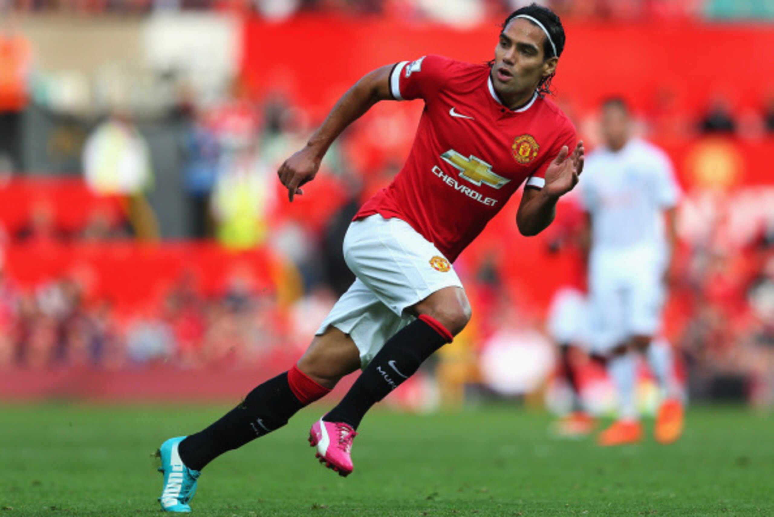 MANCHESTER, ENGLAND - SEPTEMBER 14:  Radamel Falcao of Manchester United in action during the Barclays Premier League match between Manchester United and Queens Park Rangers at Old Trafford on September 14, 2014 in Manchester, England.  (Photo by Alex Liv
