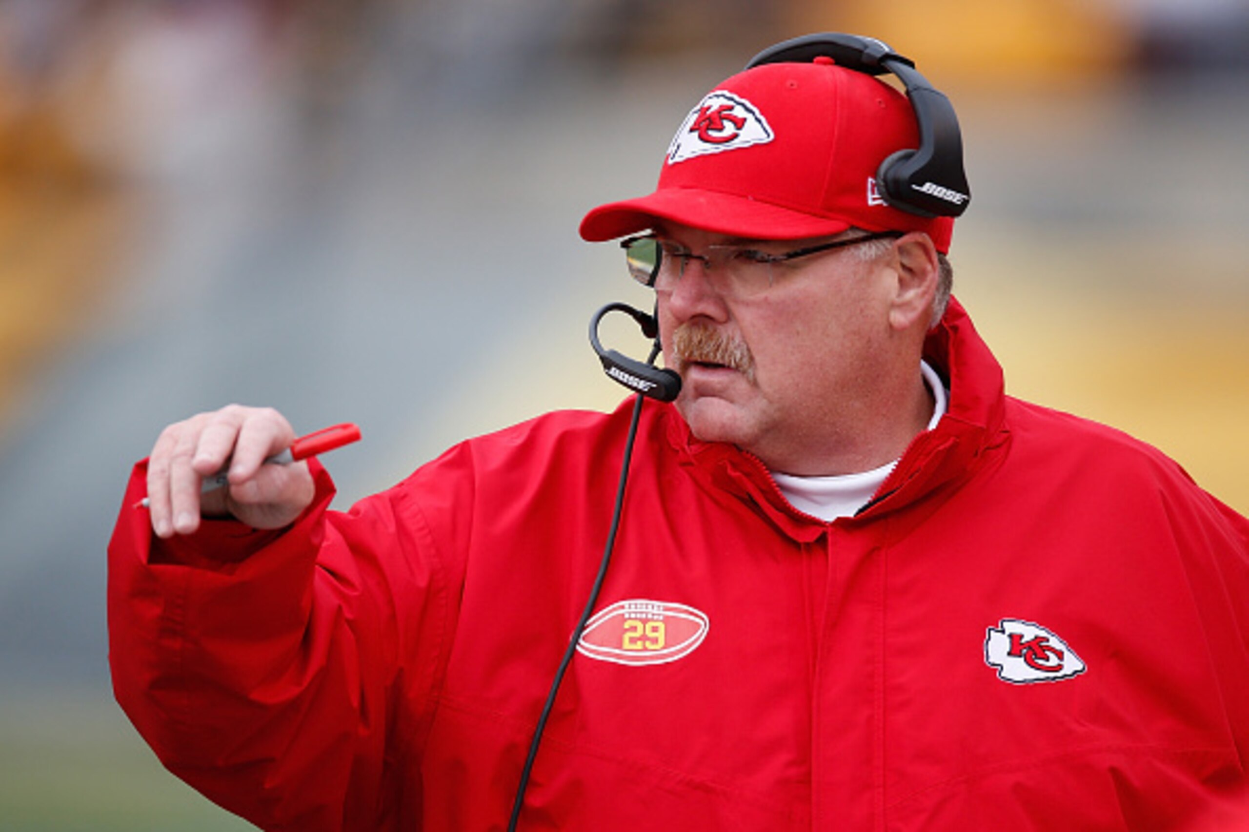PITTSBURGH, PA - DECEMBER 21:  Head coach Andy Reid of the Kansas City Chiefs looks on during the first quarter against the Pittsburgh Steelers at Heinz Field on December 21, 2014 in Pittsburgh, Pennsylvania.  (Photo by Gregory Shamus/Getty Images)
